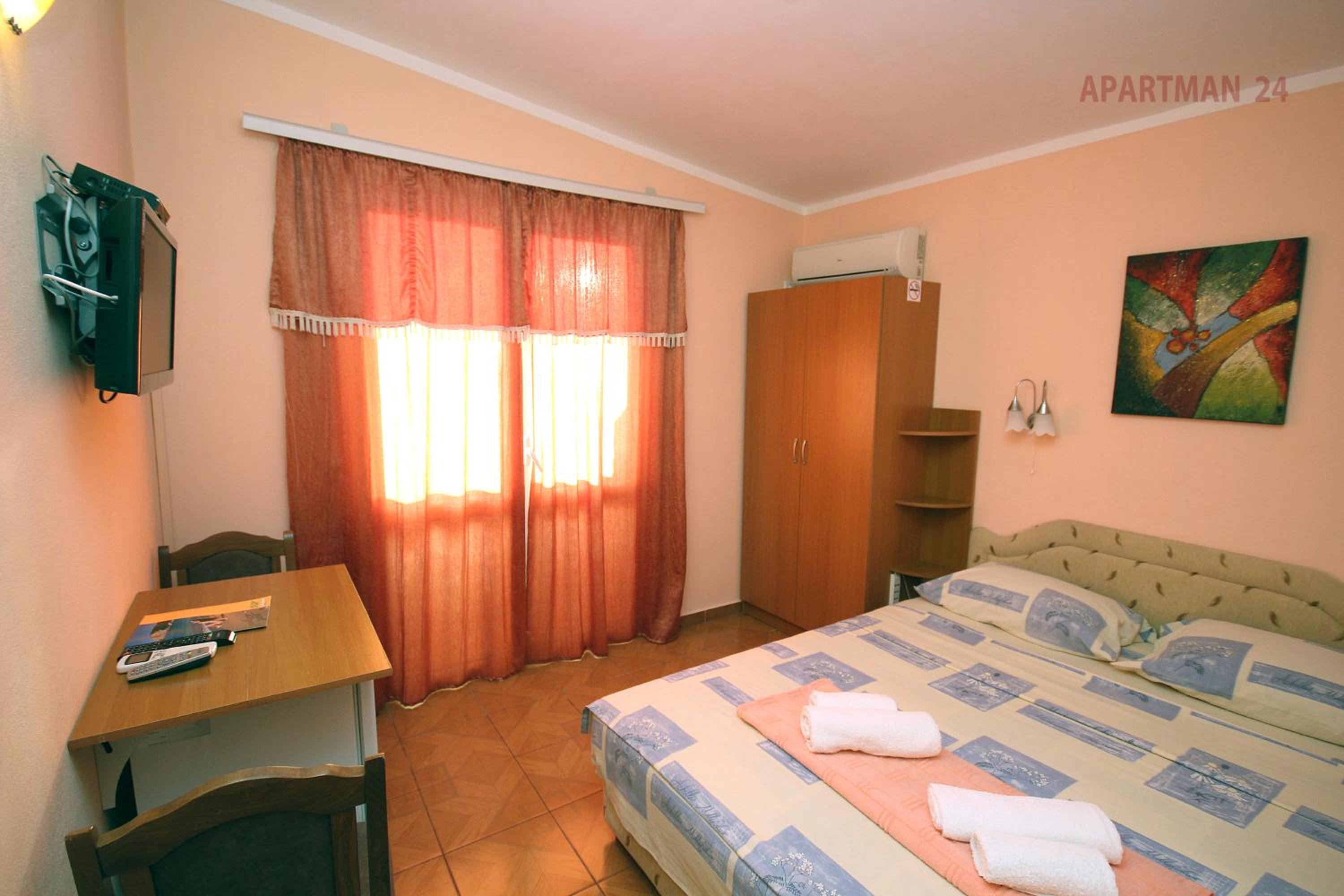 Studio (2 Adults) with Sea View photo 3