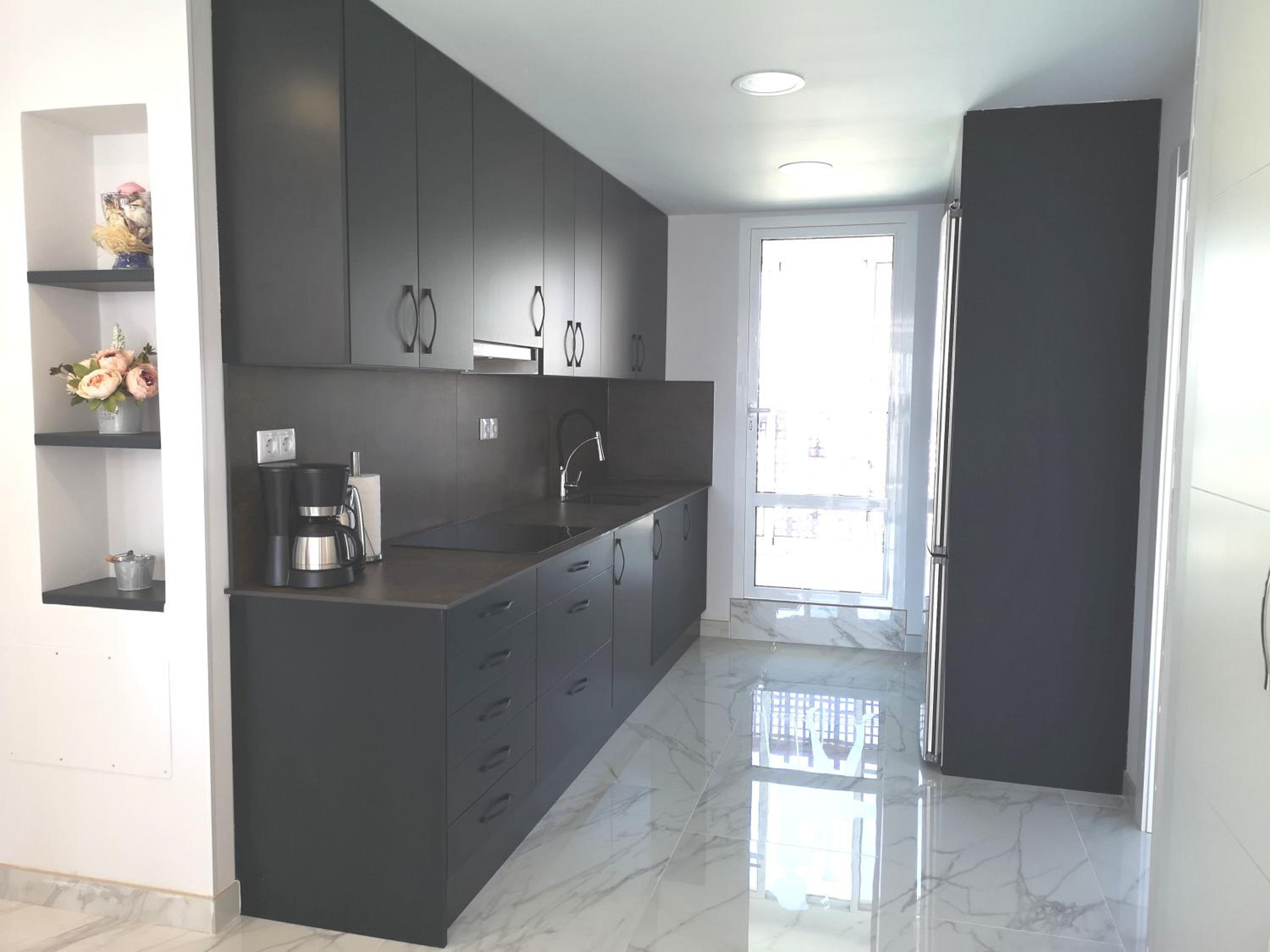 Three-Bedroom Apartment - Photo 9