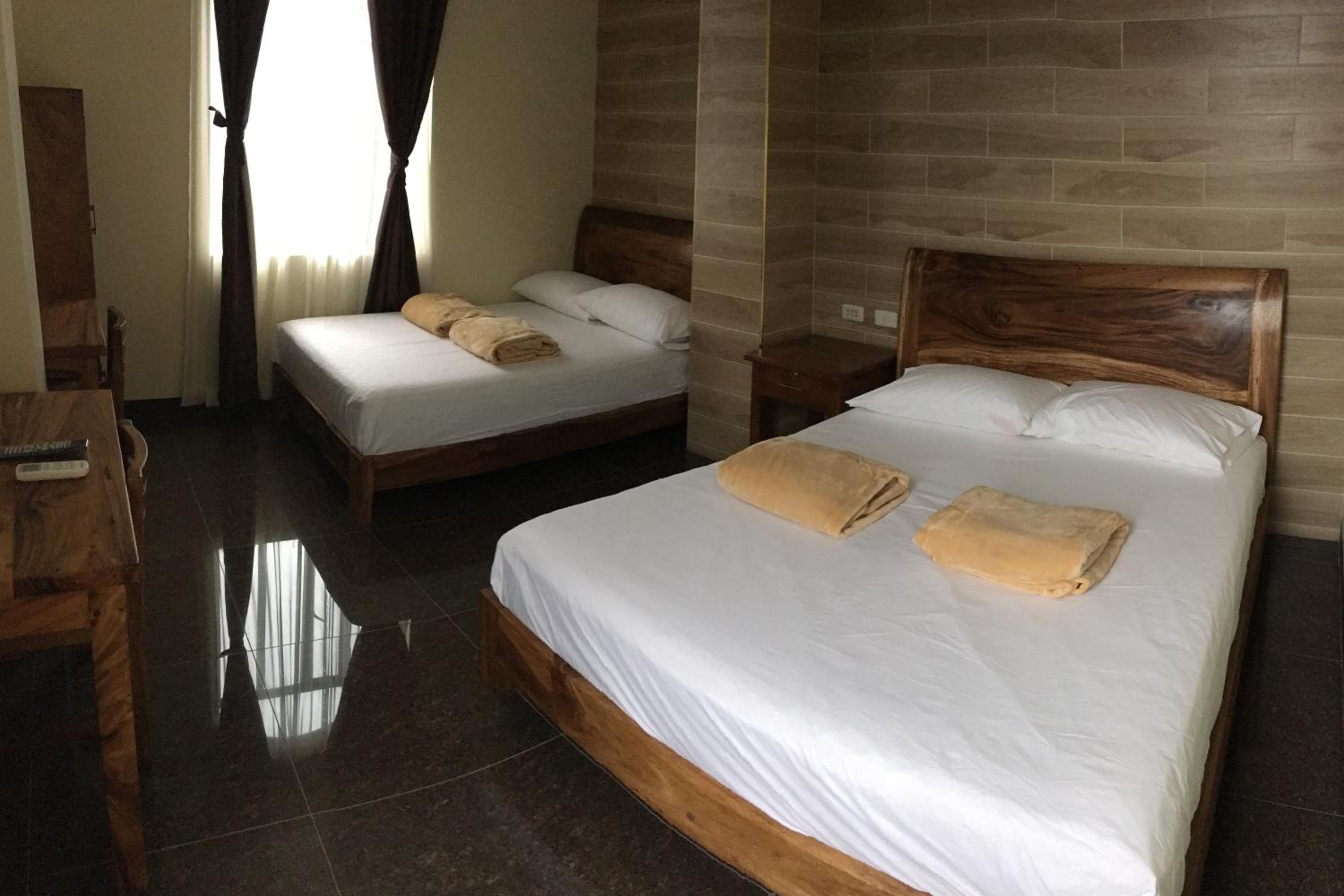 Deluxe Double or Twin Room - Photo 2