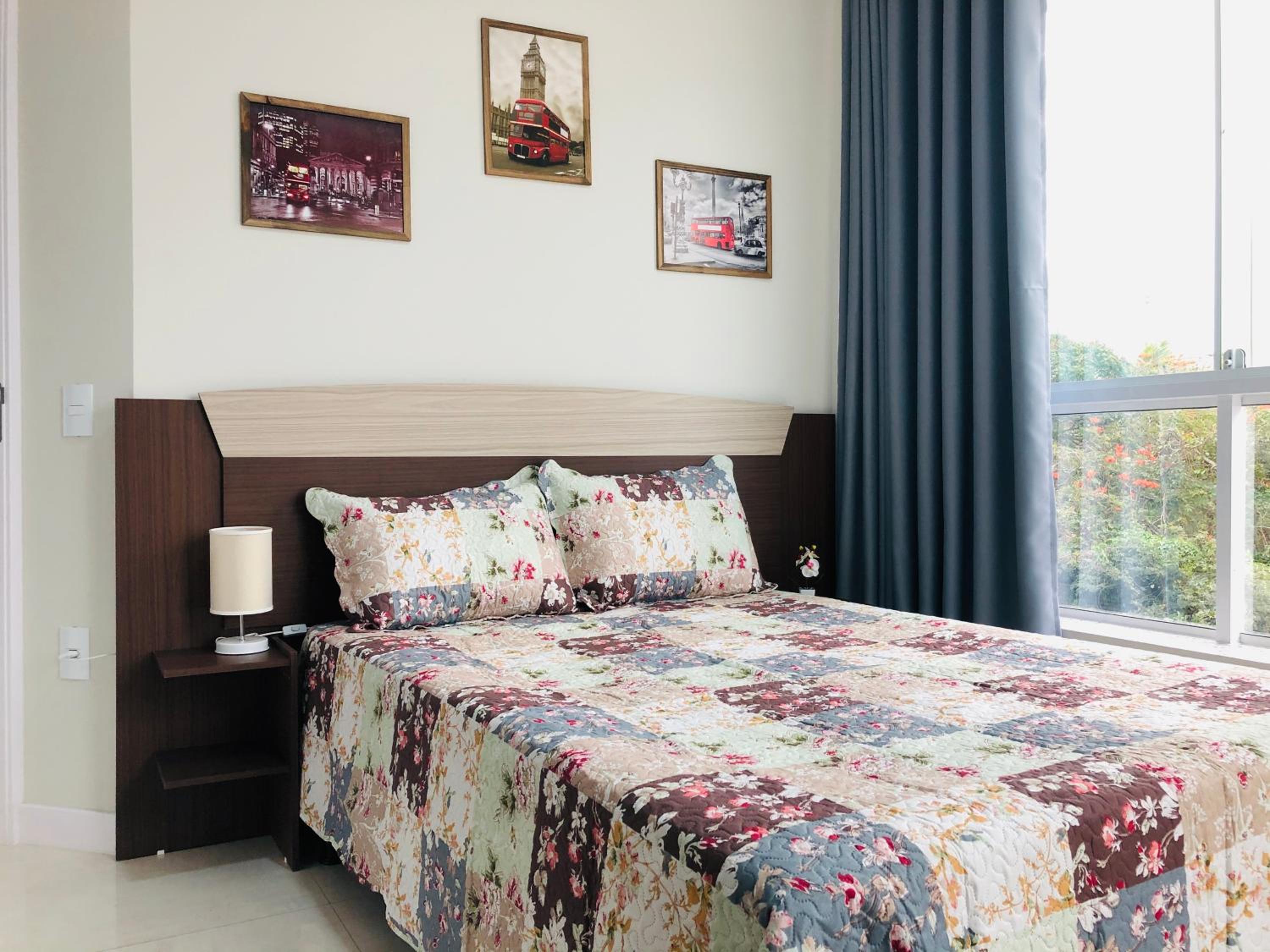 Two-Bedroom Apartment - Photo 1