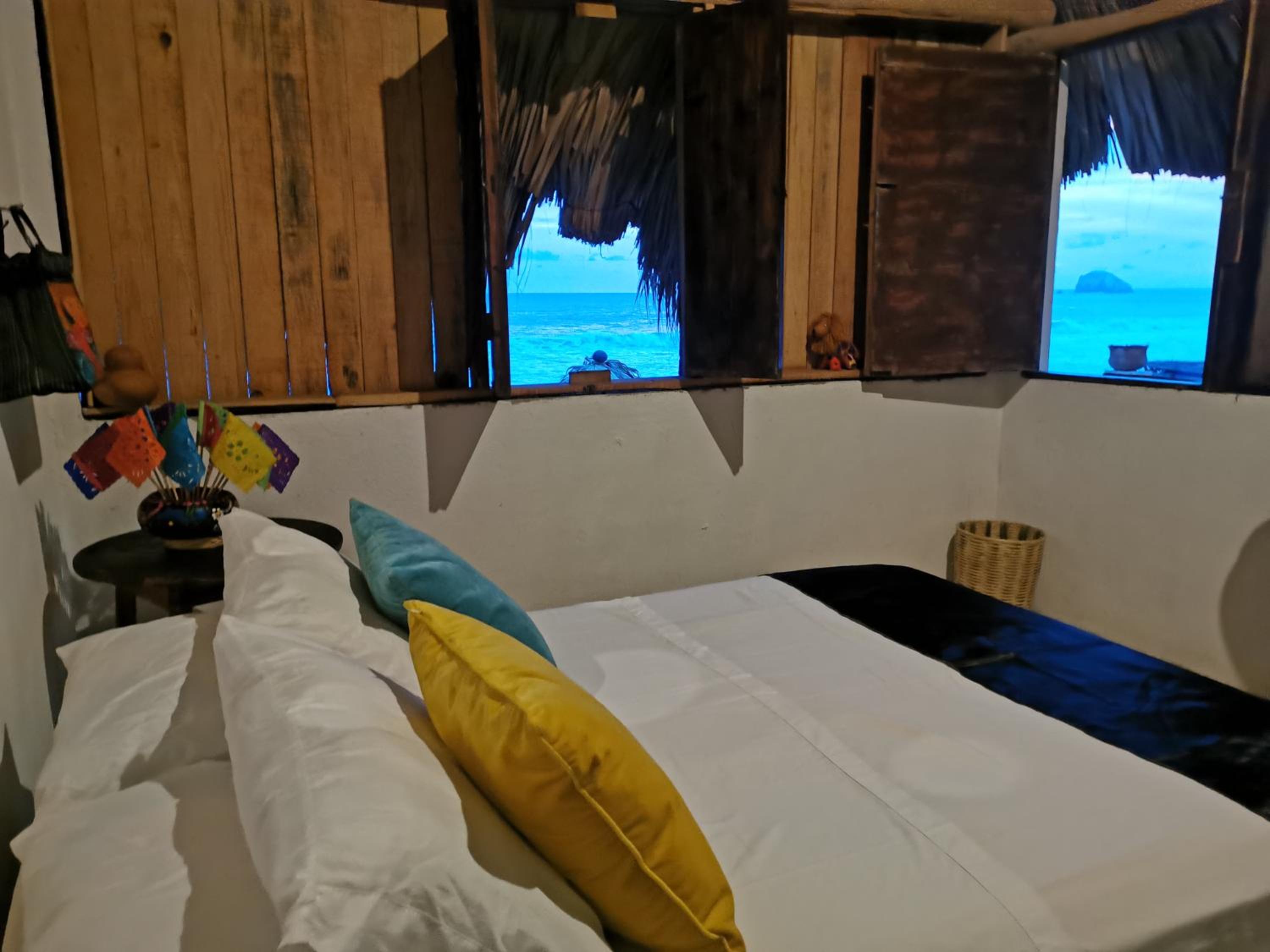 Double Room with Sea View and Shared Bathroom