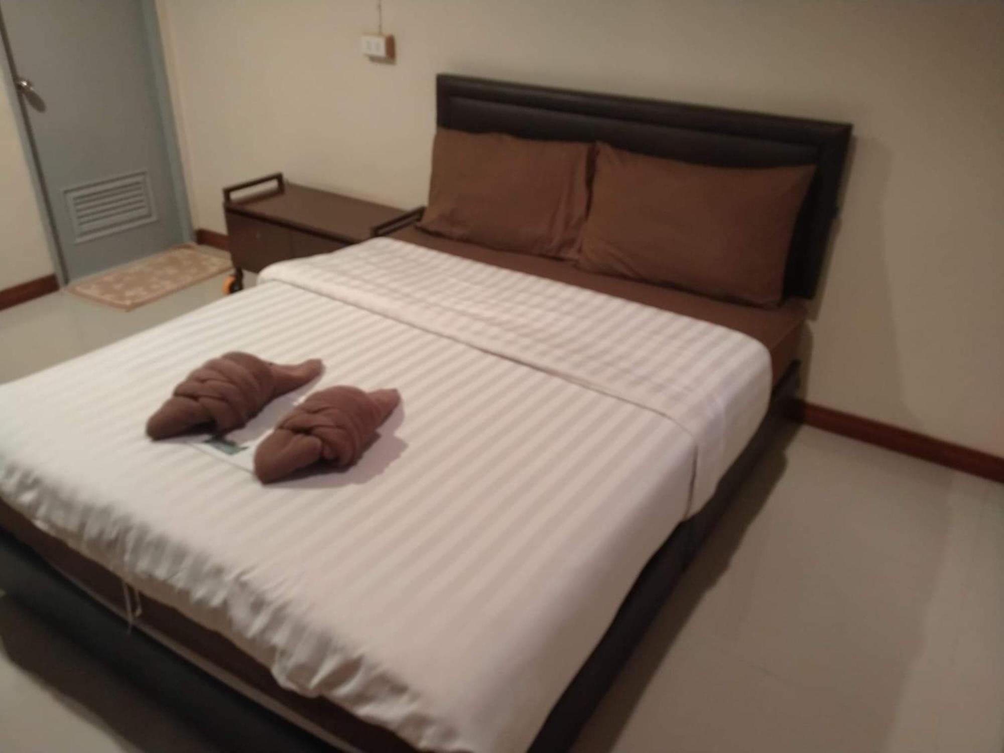 Budget Double Room photo 2