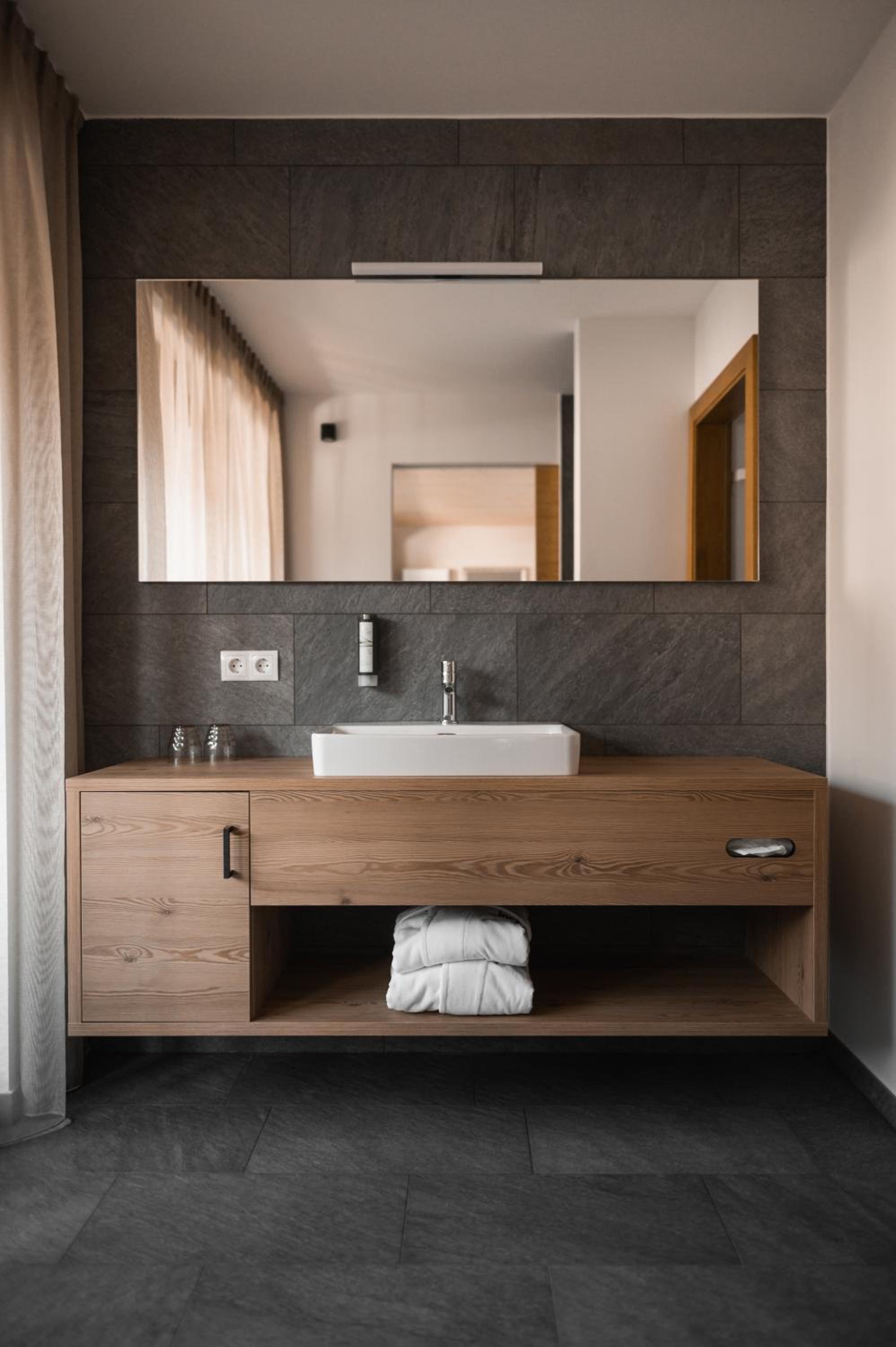 Double Room - Photo 12