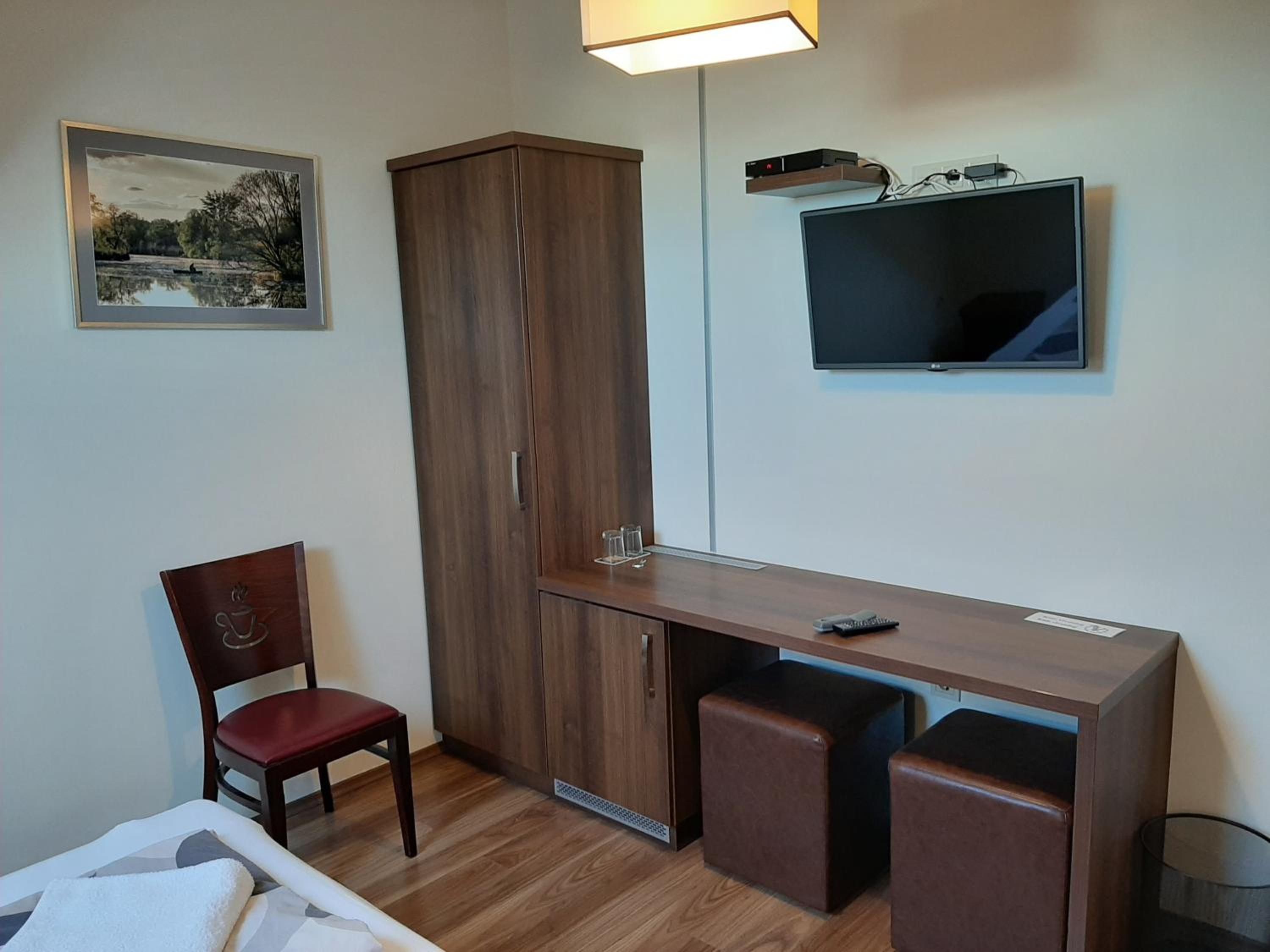 Twin Room photo 1