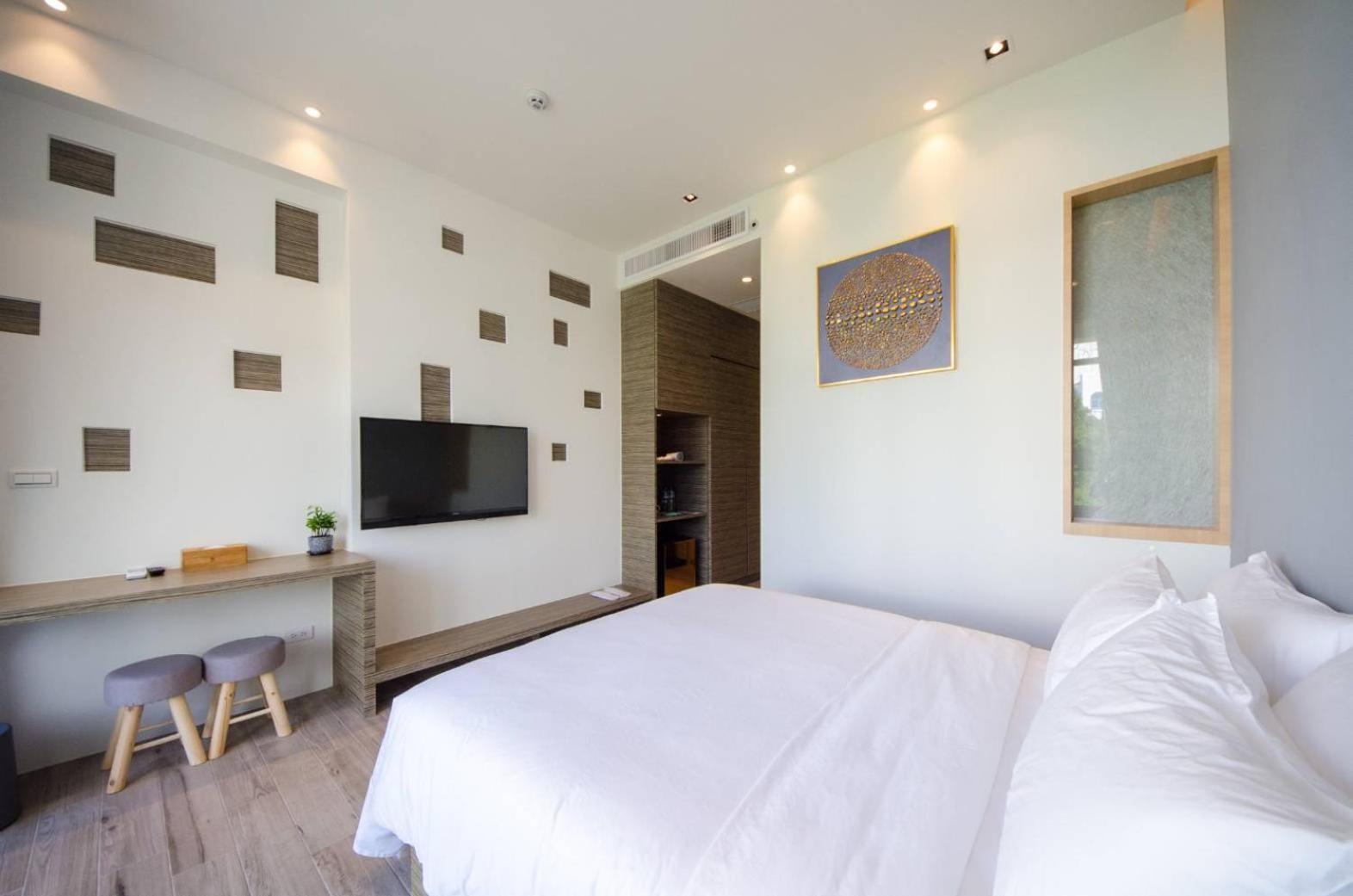 Standard Double Room photo 3
