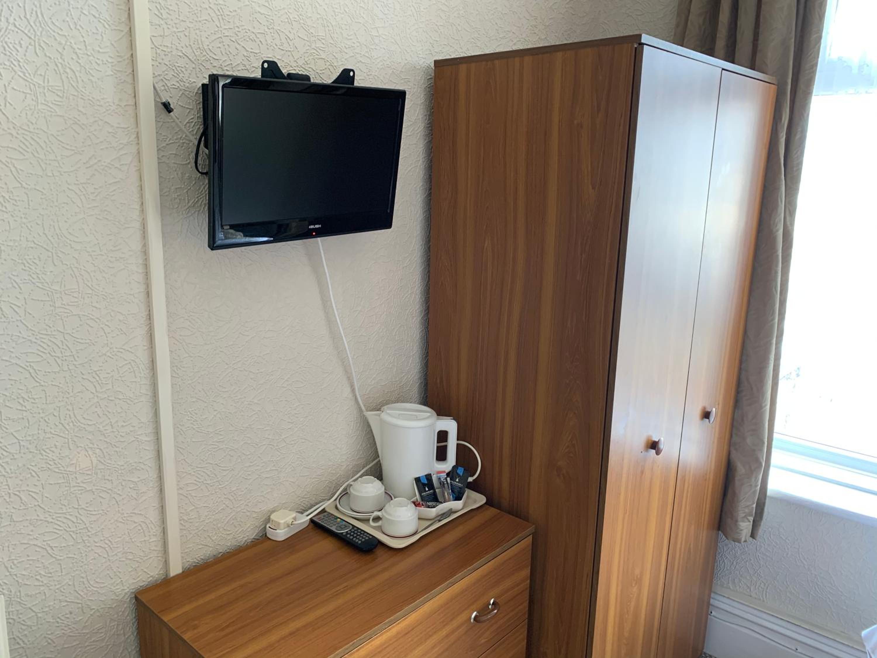 Double Room - Photo 2