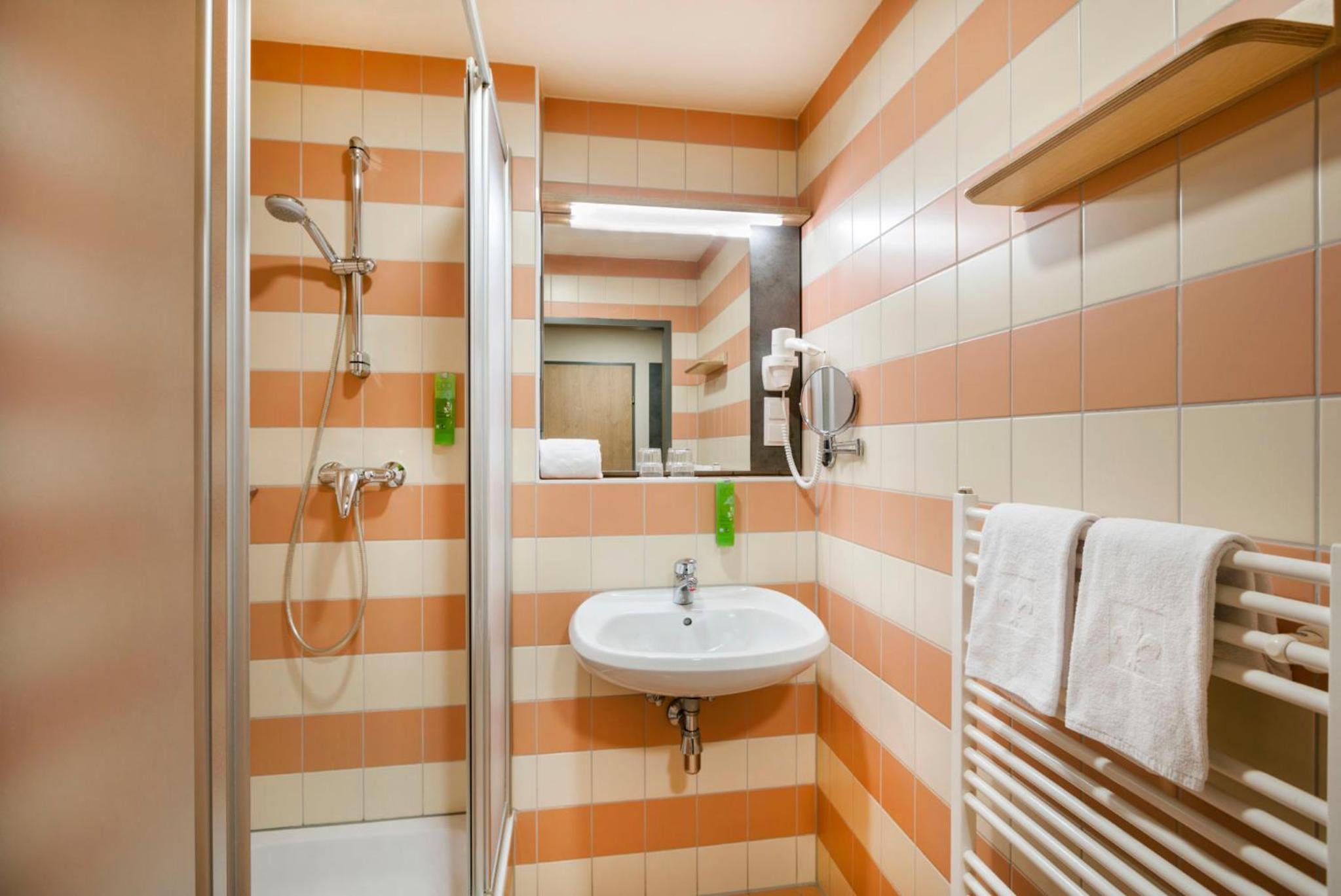 Double Room - Photo 4