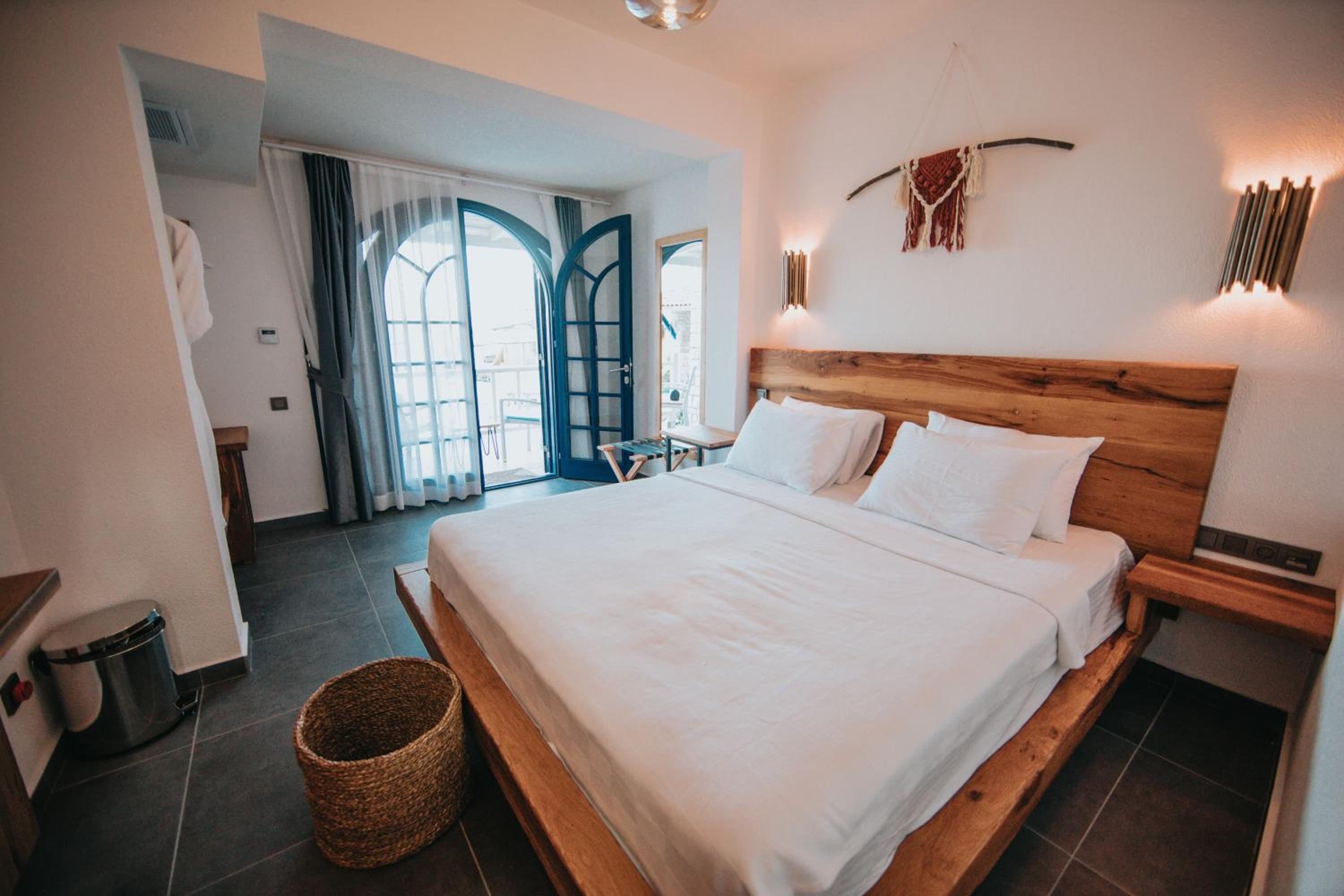 Deluxe Double Room with Sea View
