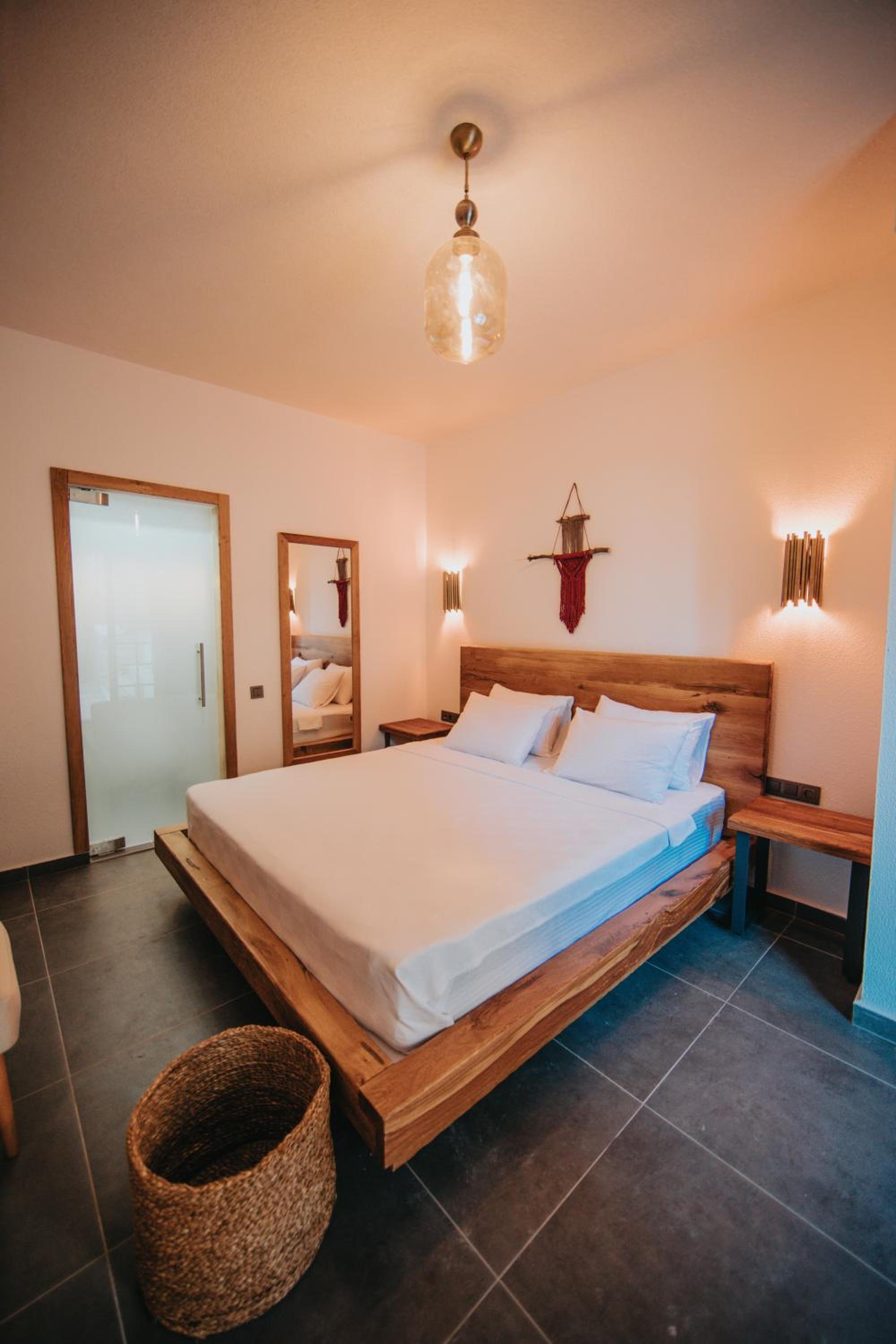 Double Room with Garden View - Photo 1