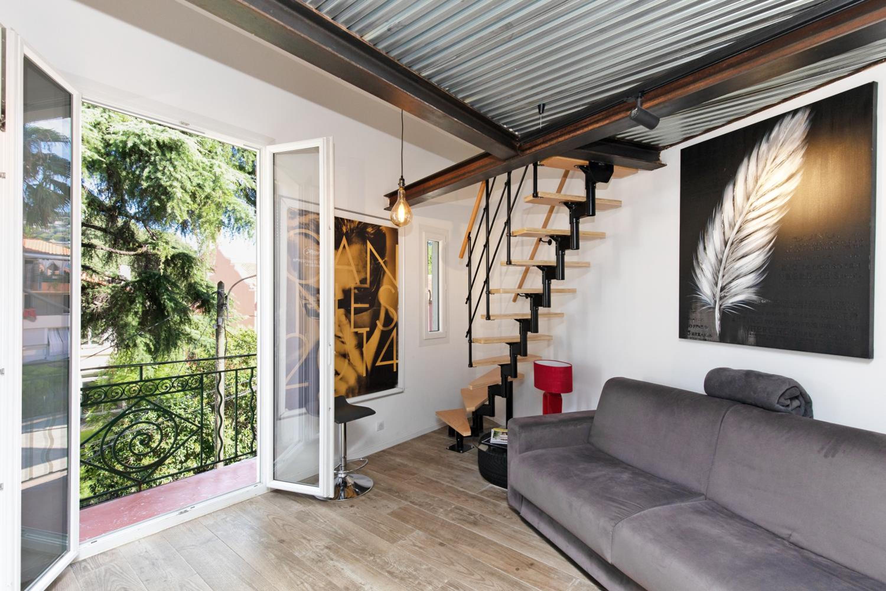 Apartment - Split Level