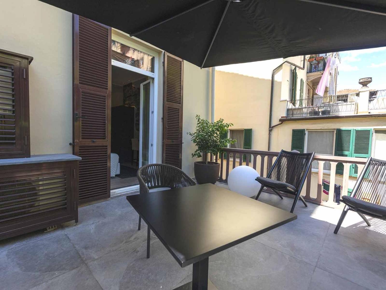 Double Room with Terrace - Photo 9