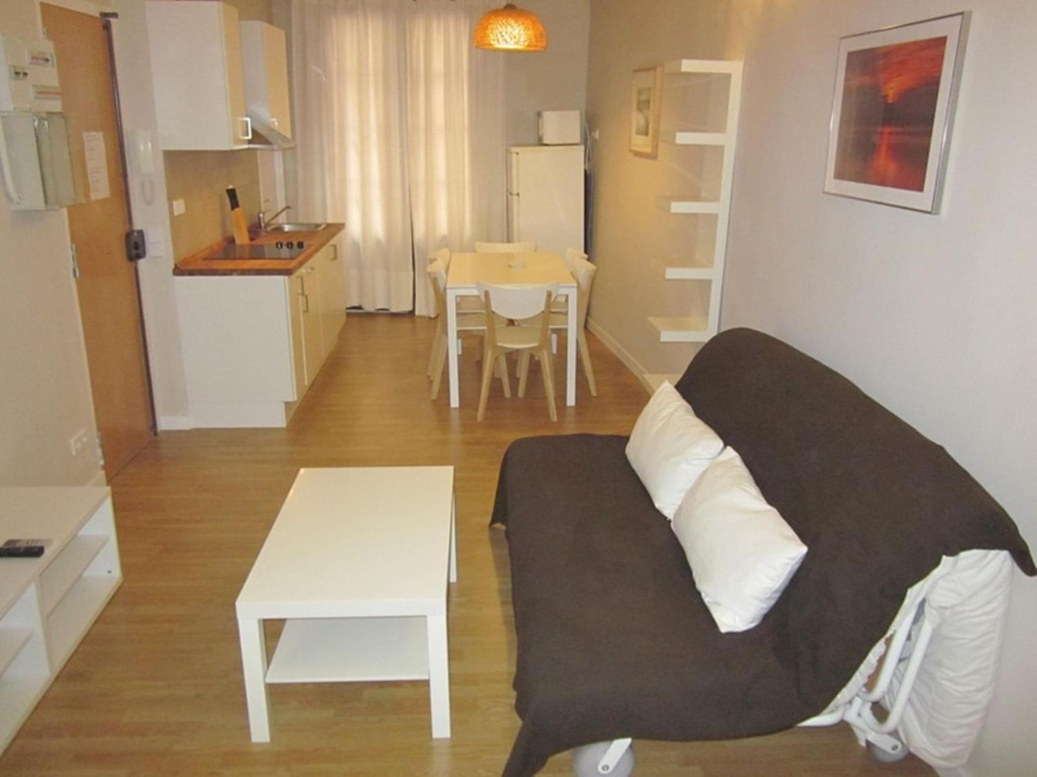 Apartamento con Balcón