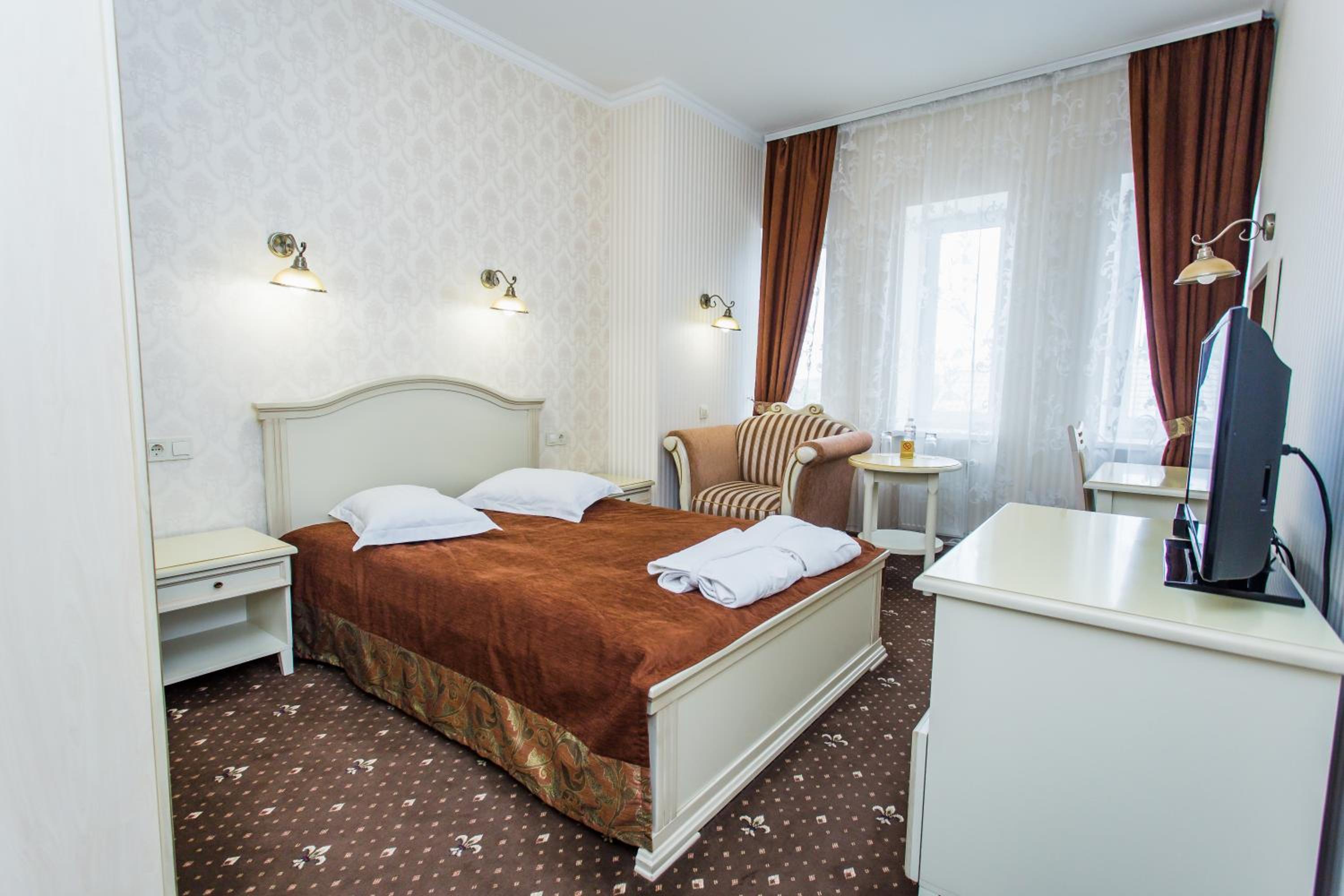 Deluxe Family Room
