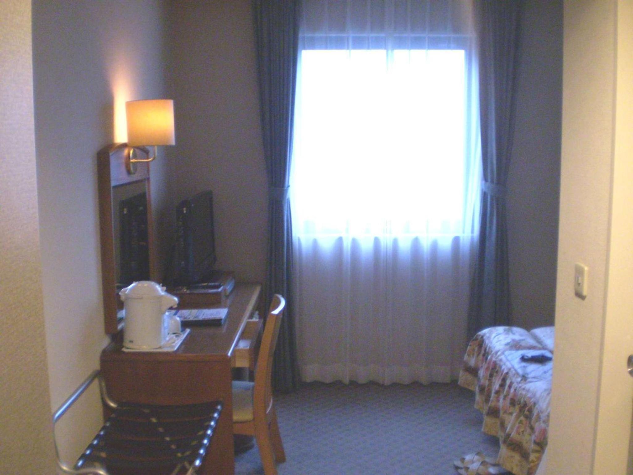 Single Room - Smoking photo 3