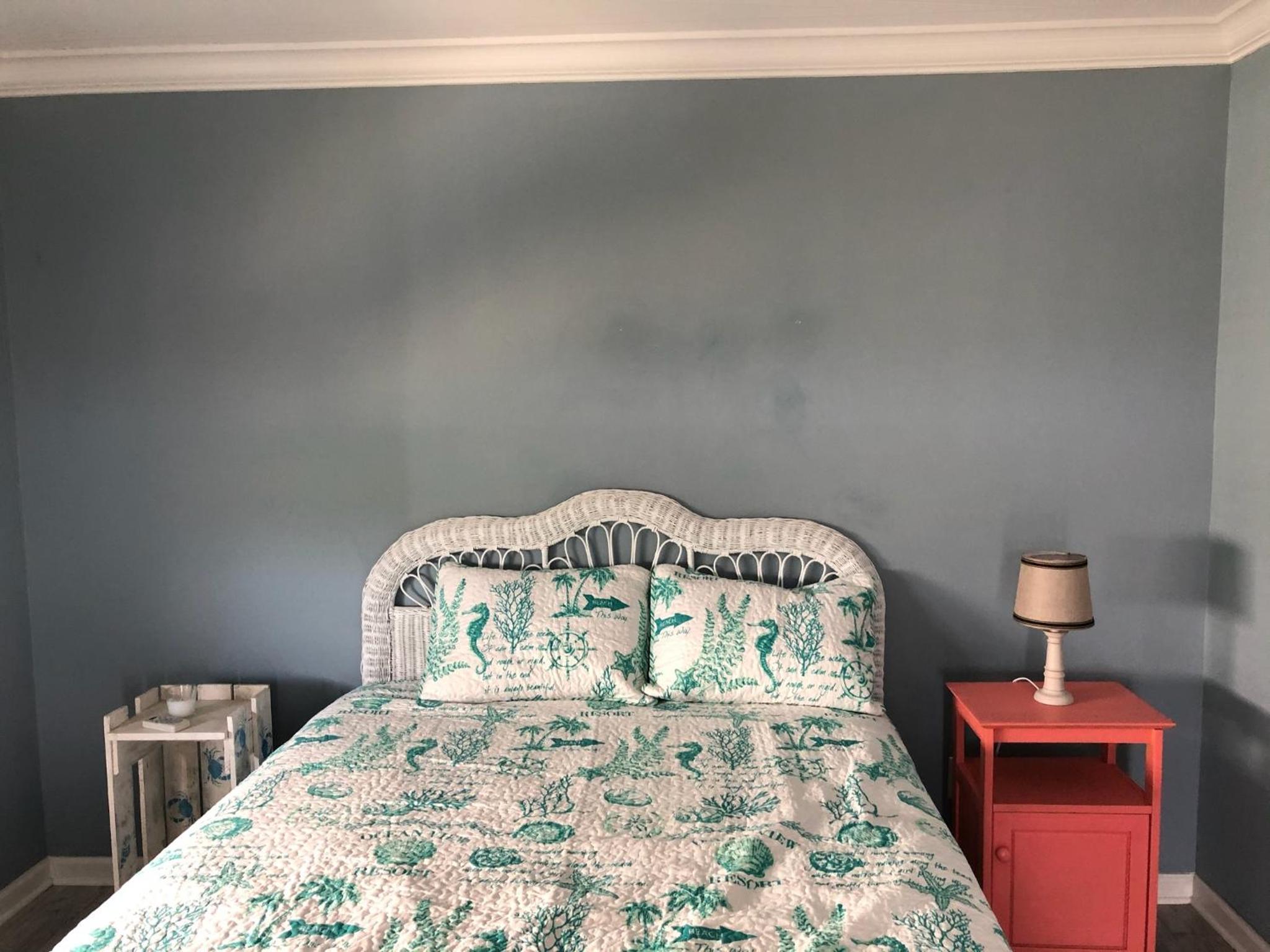 Three-Bedroom House photo 2