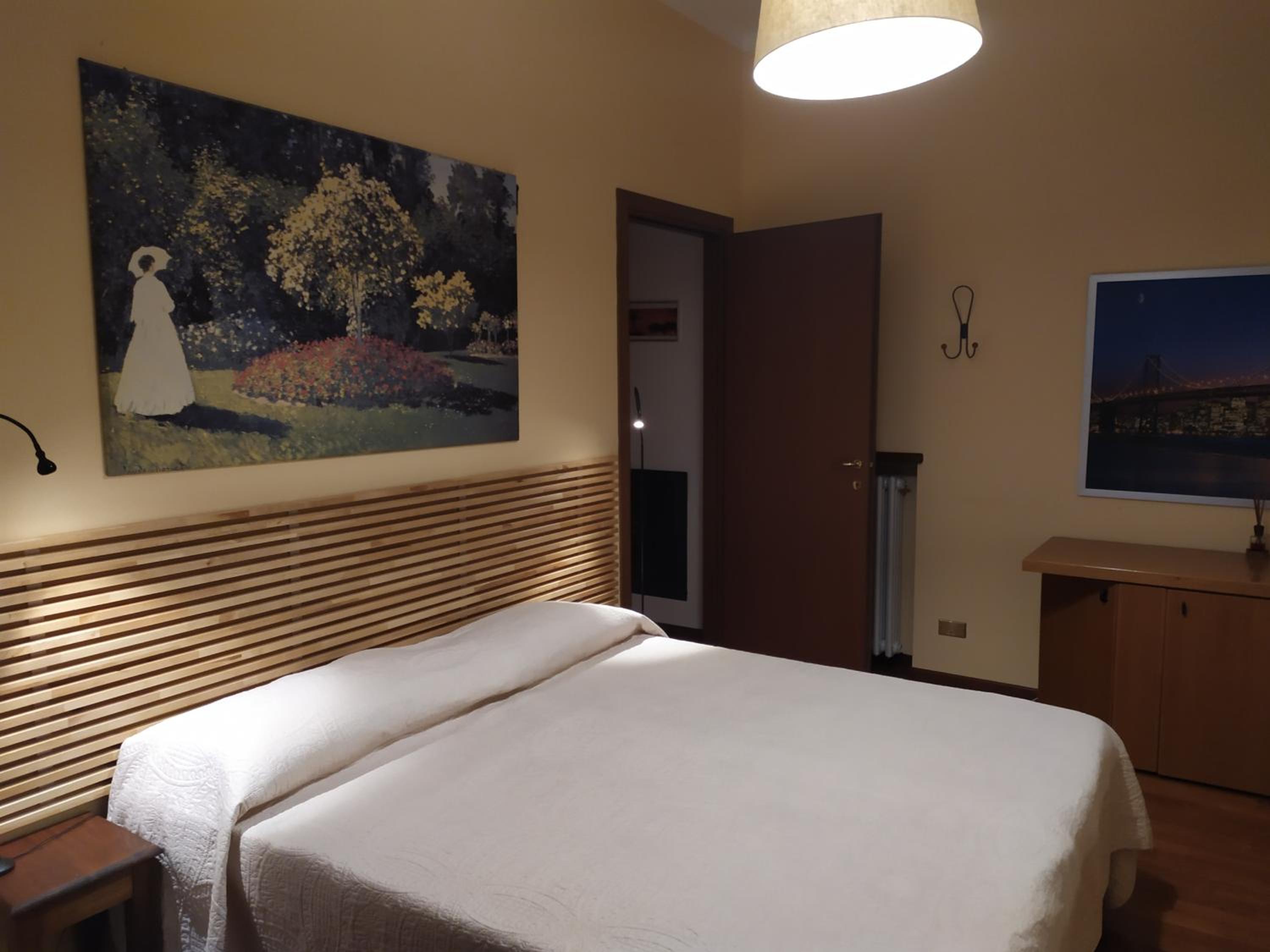 Double or Twin Room with Balcony photo 1