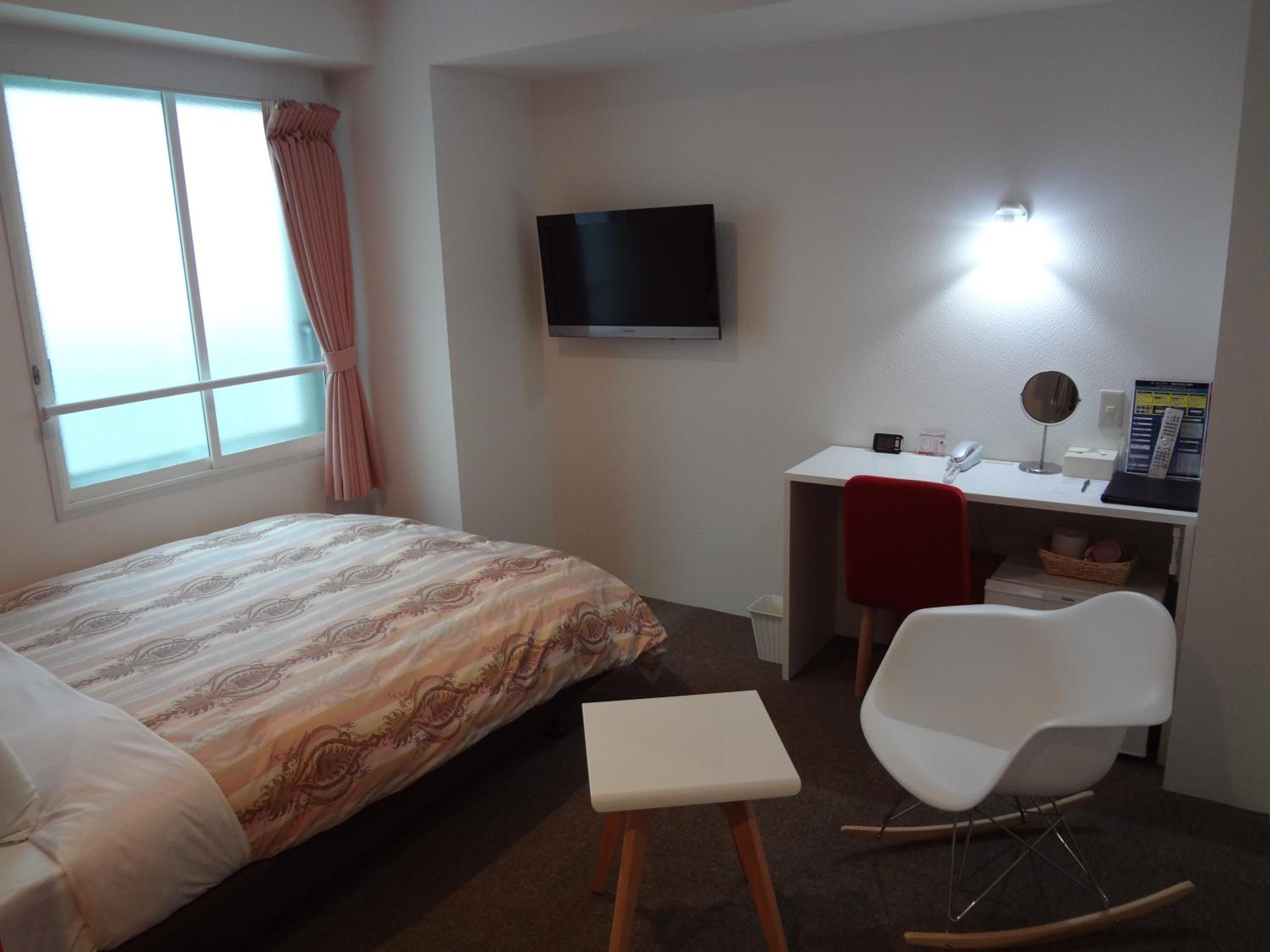 Double Room - Smoking - Photo 3