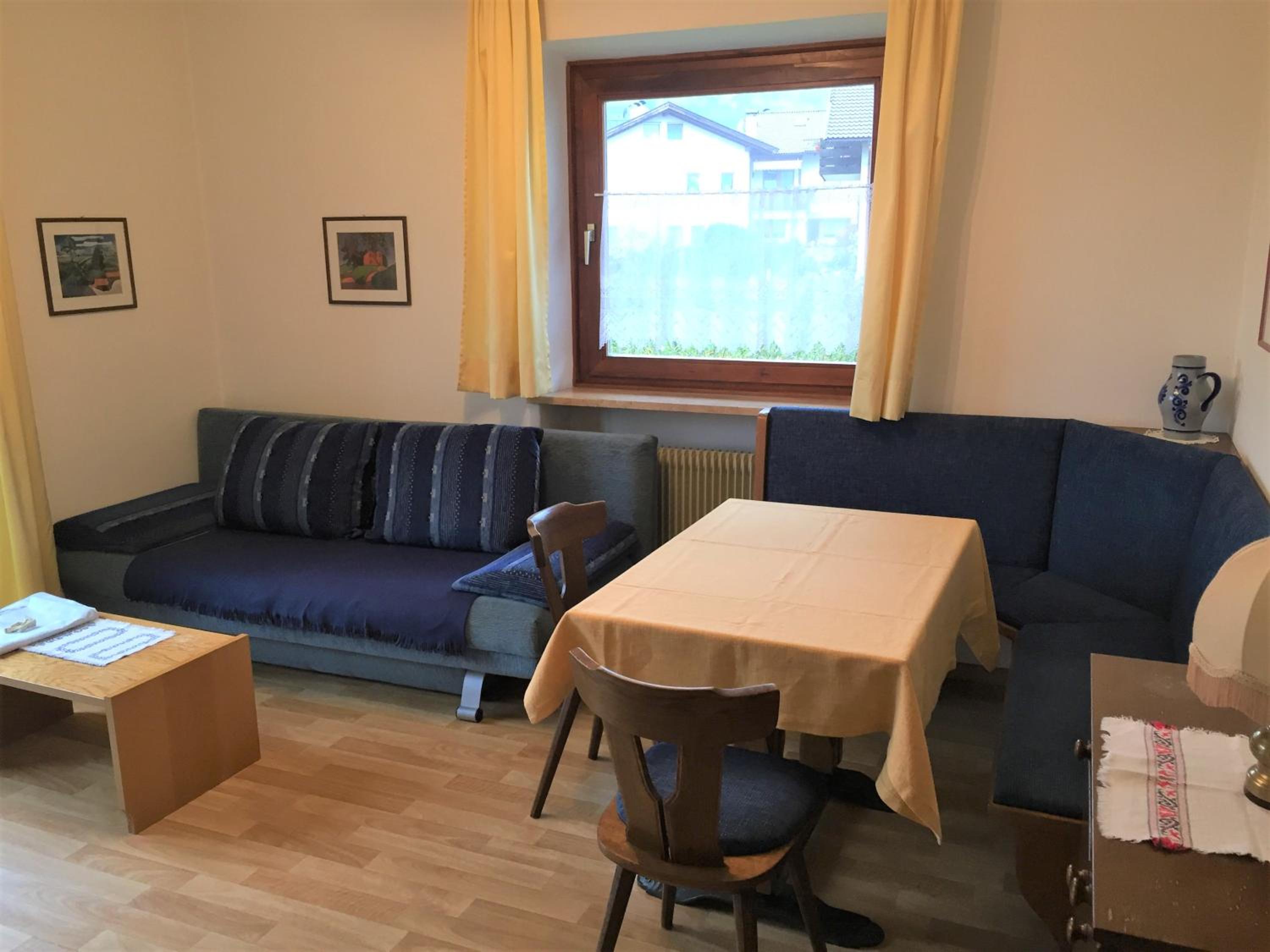 Apartment with Garden View