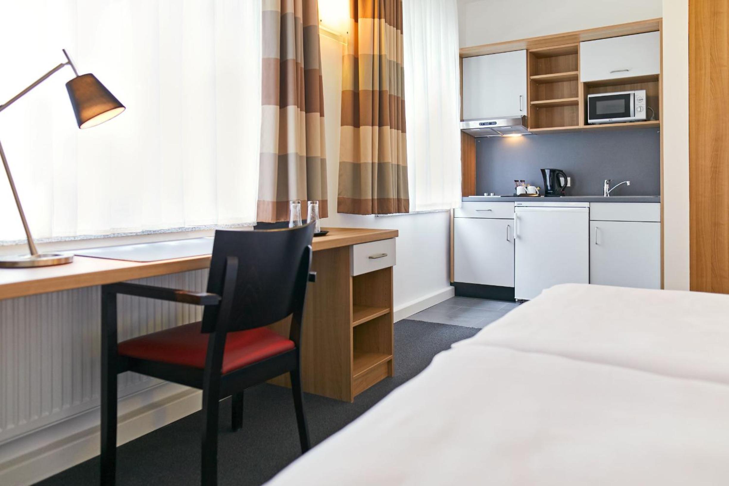 Superior Double Room with Kitchenette - Photo 4