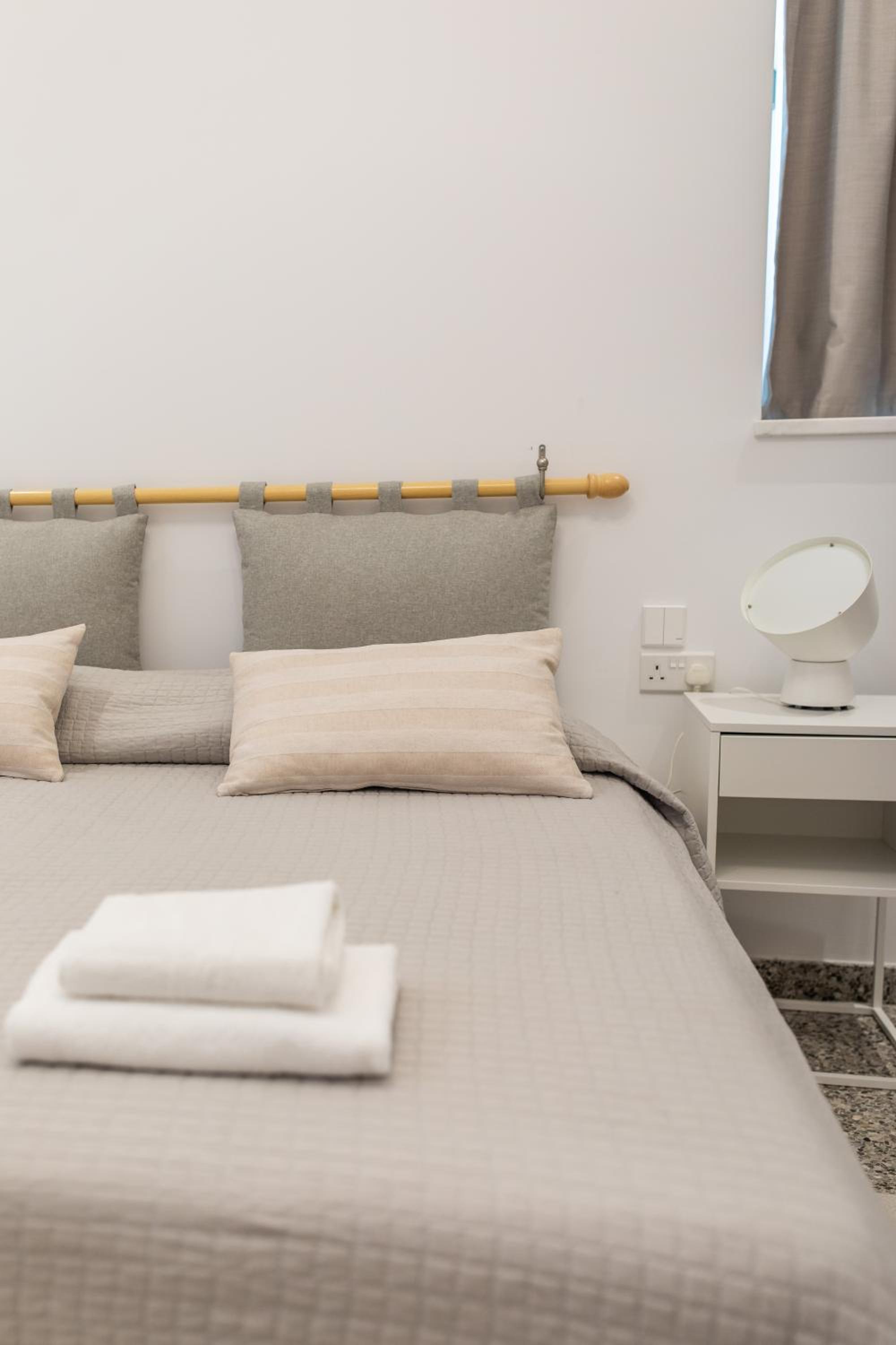 Large Double Room photo 3