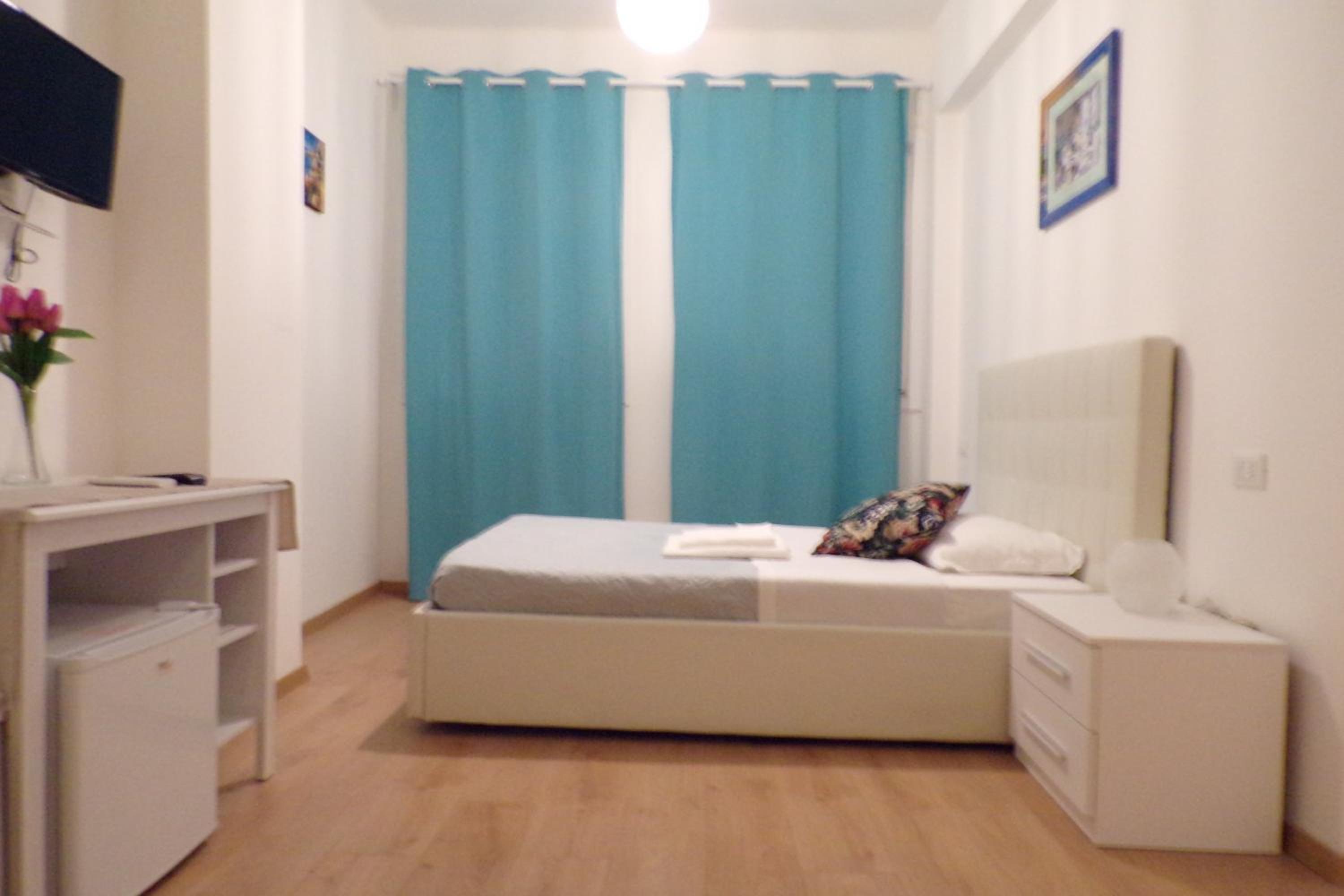 Deluxe Triple Room photo 3