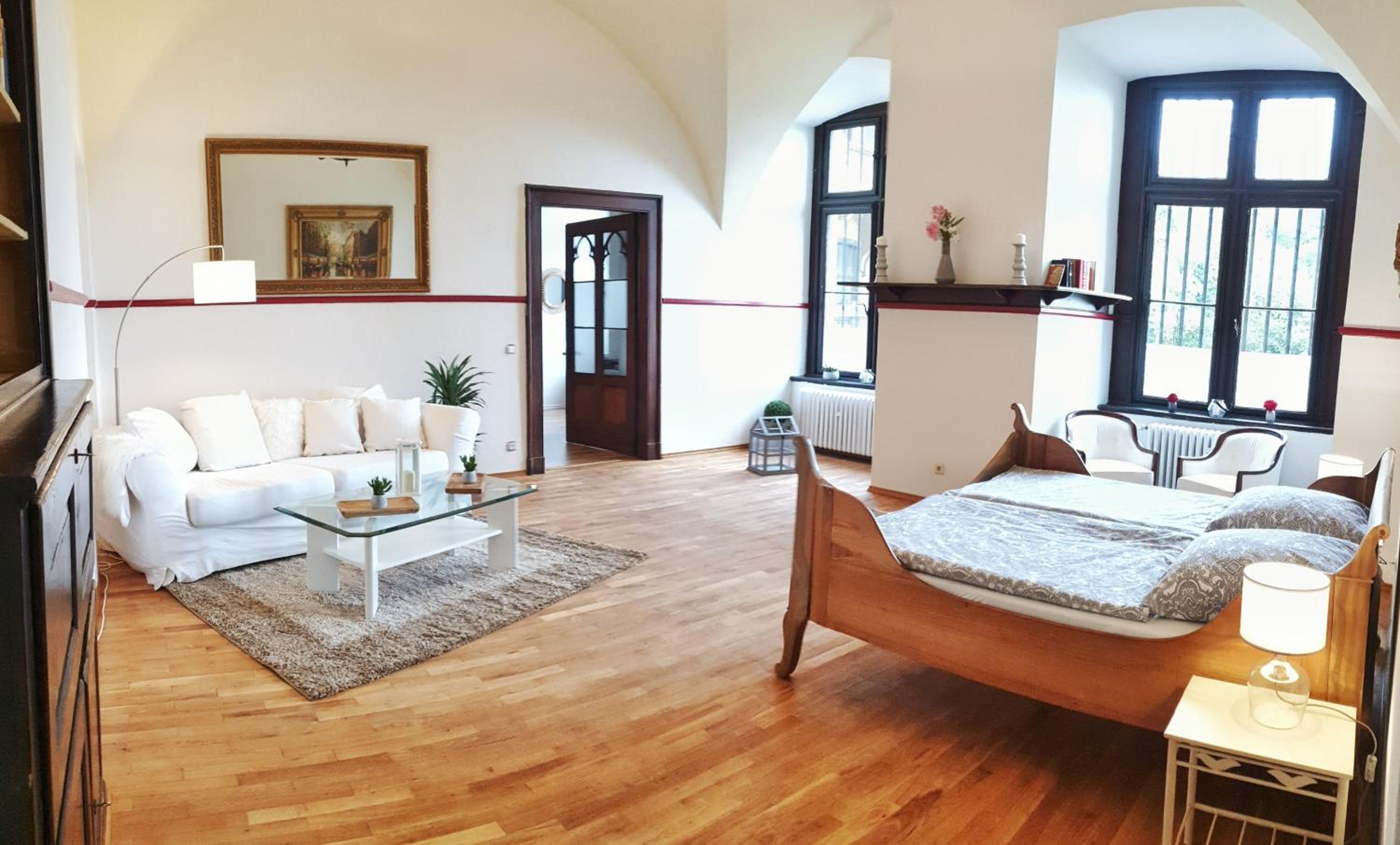 Deluxe Double Room with Shower photo 3