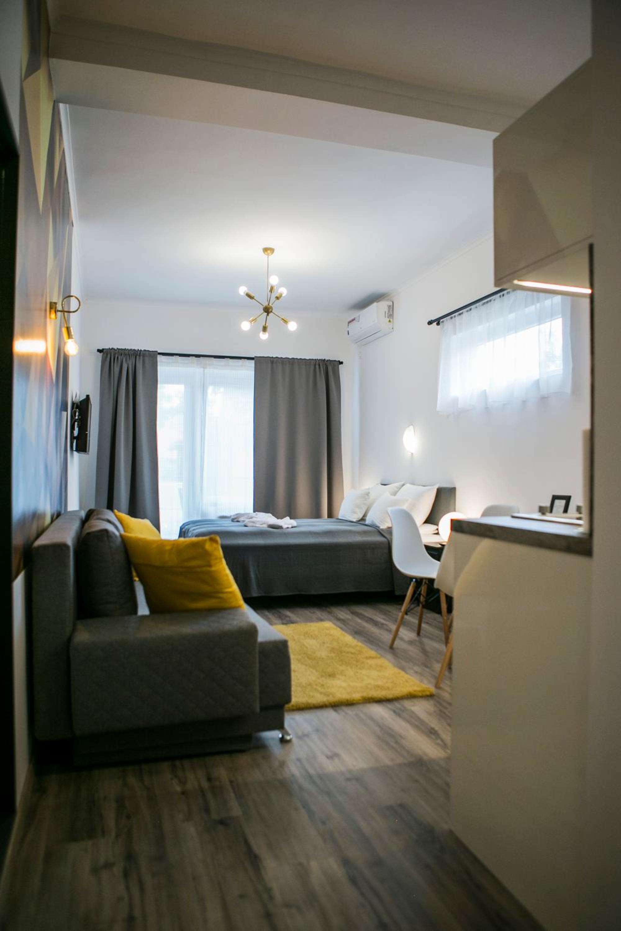 Family Room with Terrace photo 2