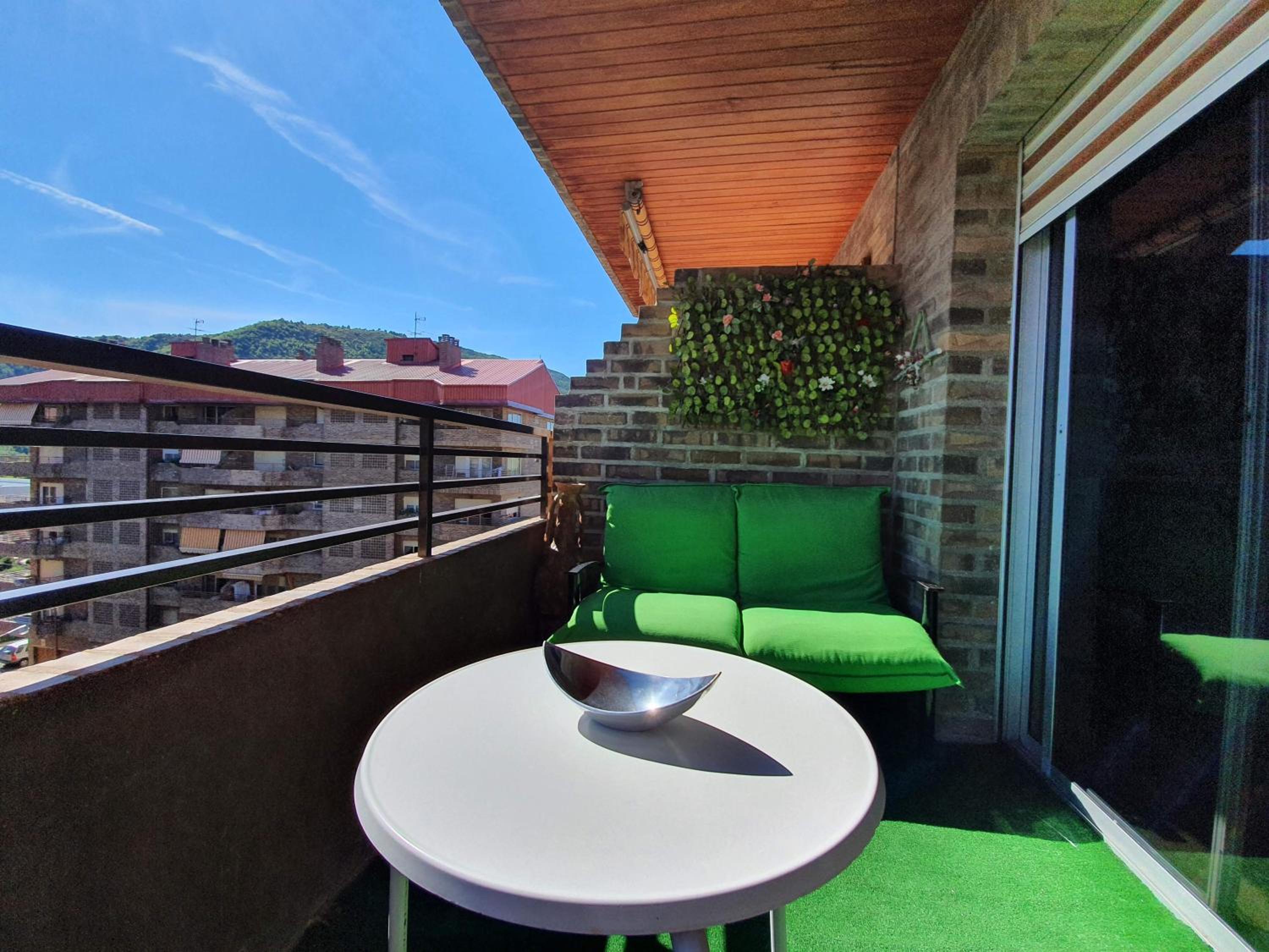 Apartment photo 2