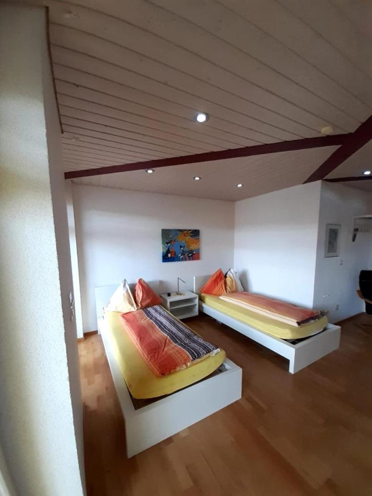 Standard Twin Room - Photo 10
