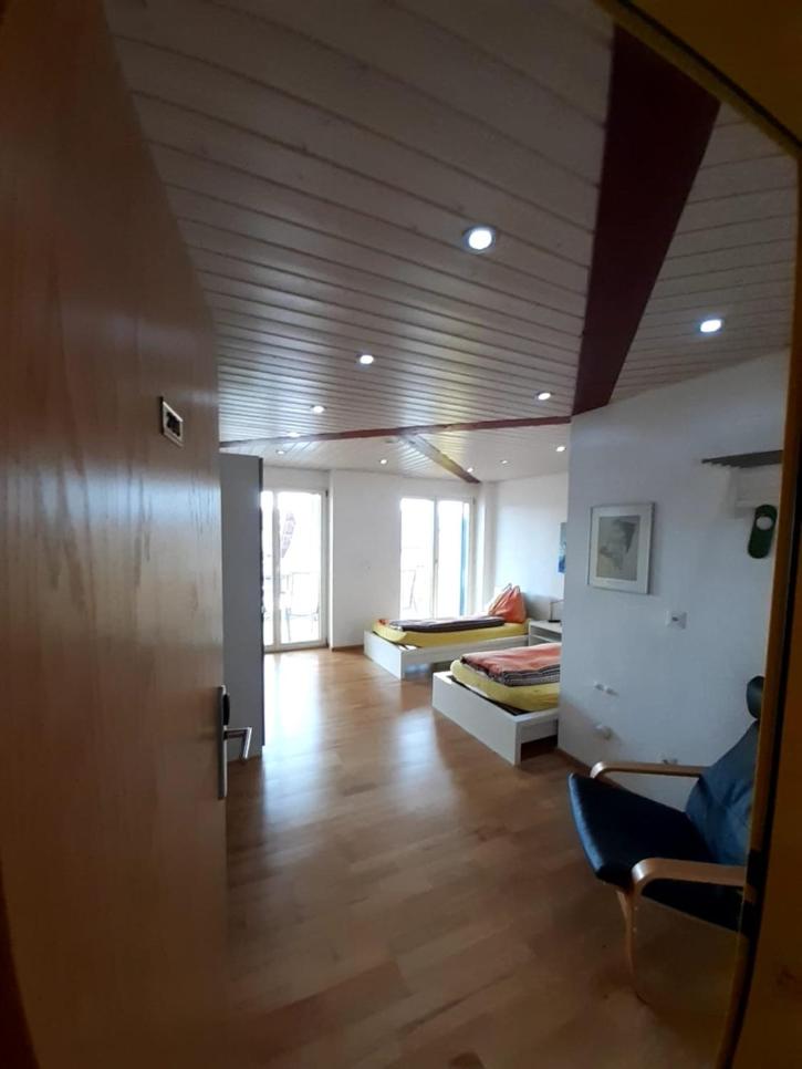Standard Twin Room - Photo 9