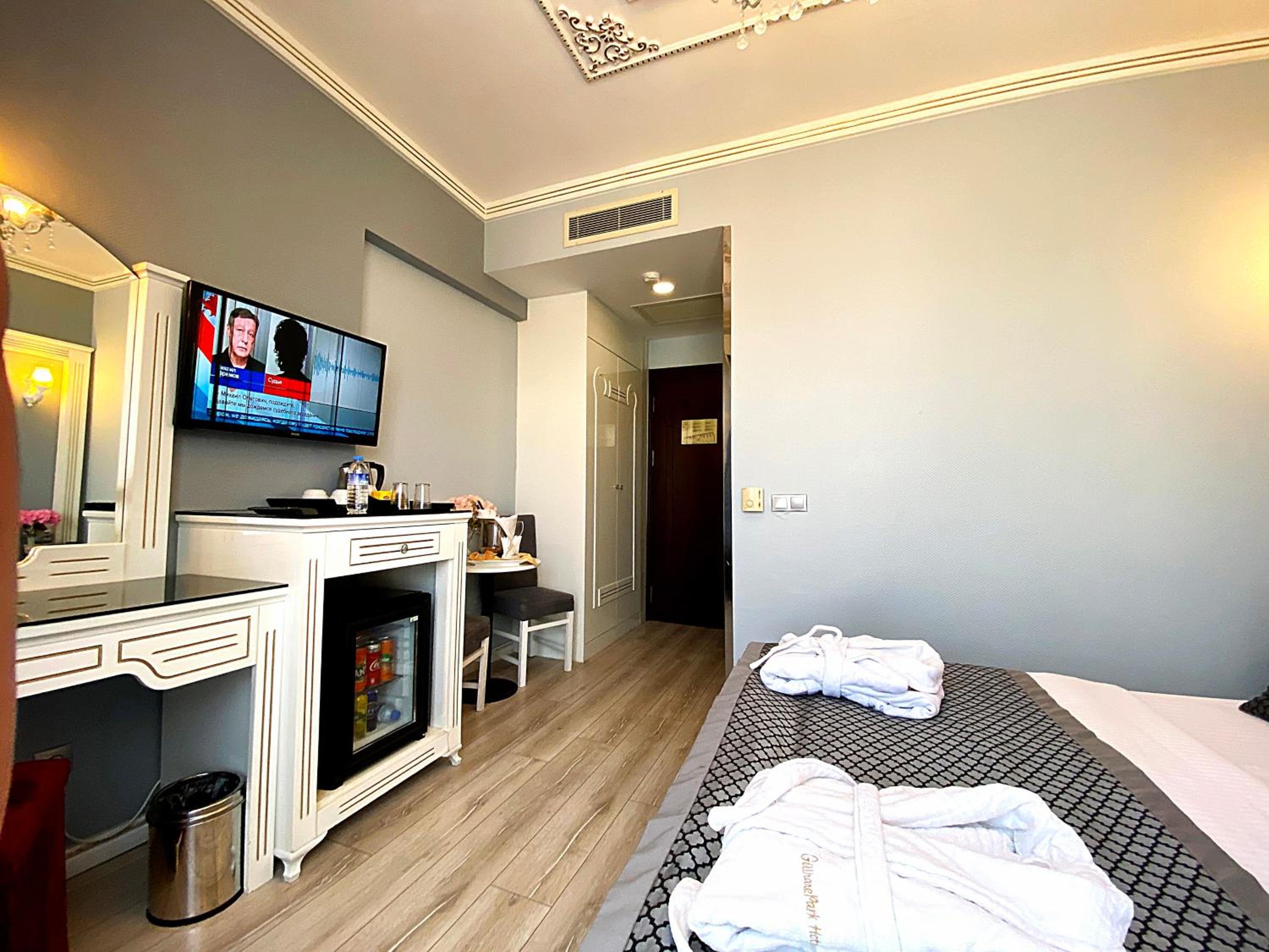 Superior Double or Twin Room with Free Acesss SPA photo 1