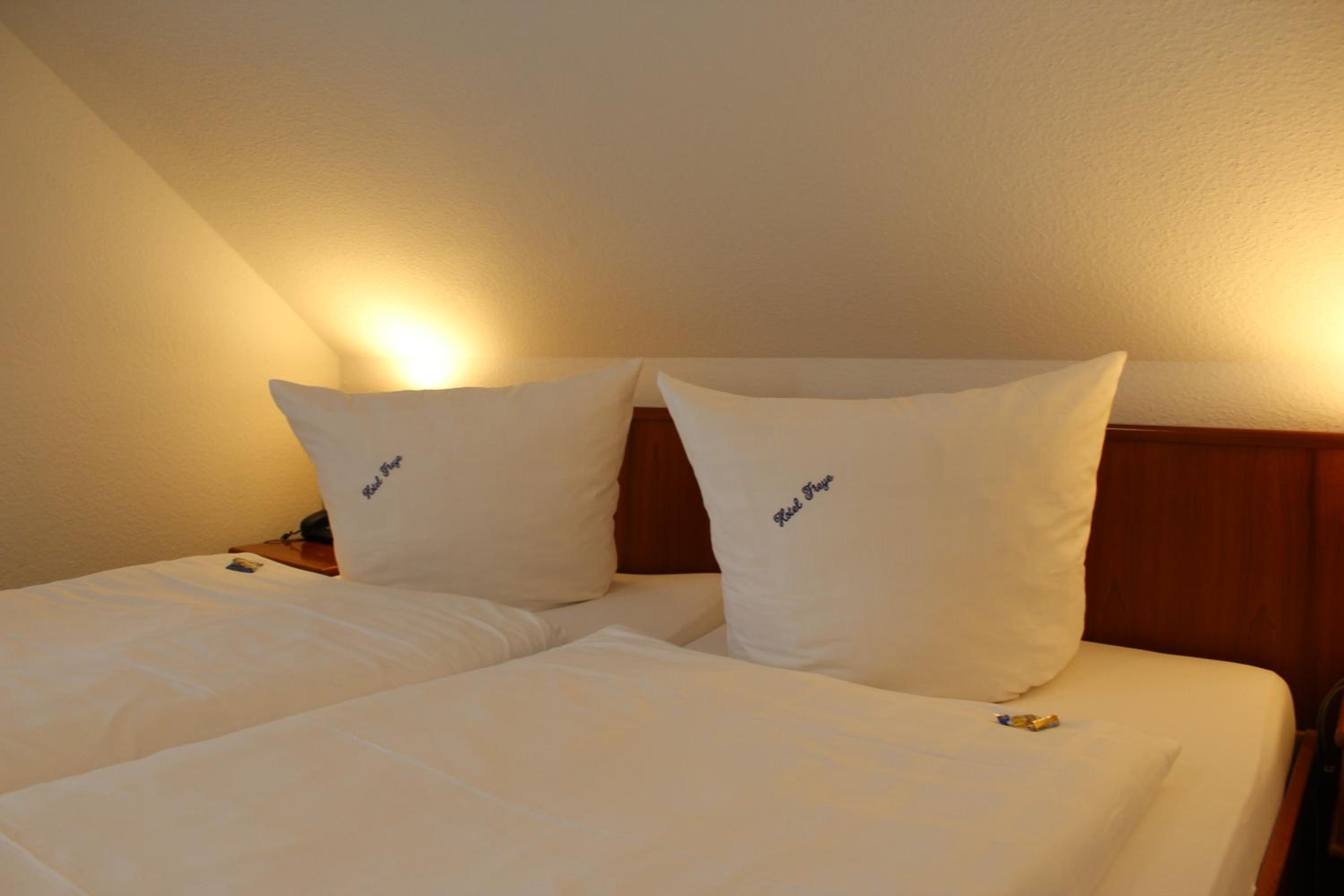 Double Room - Photo 9