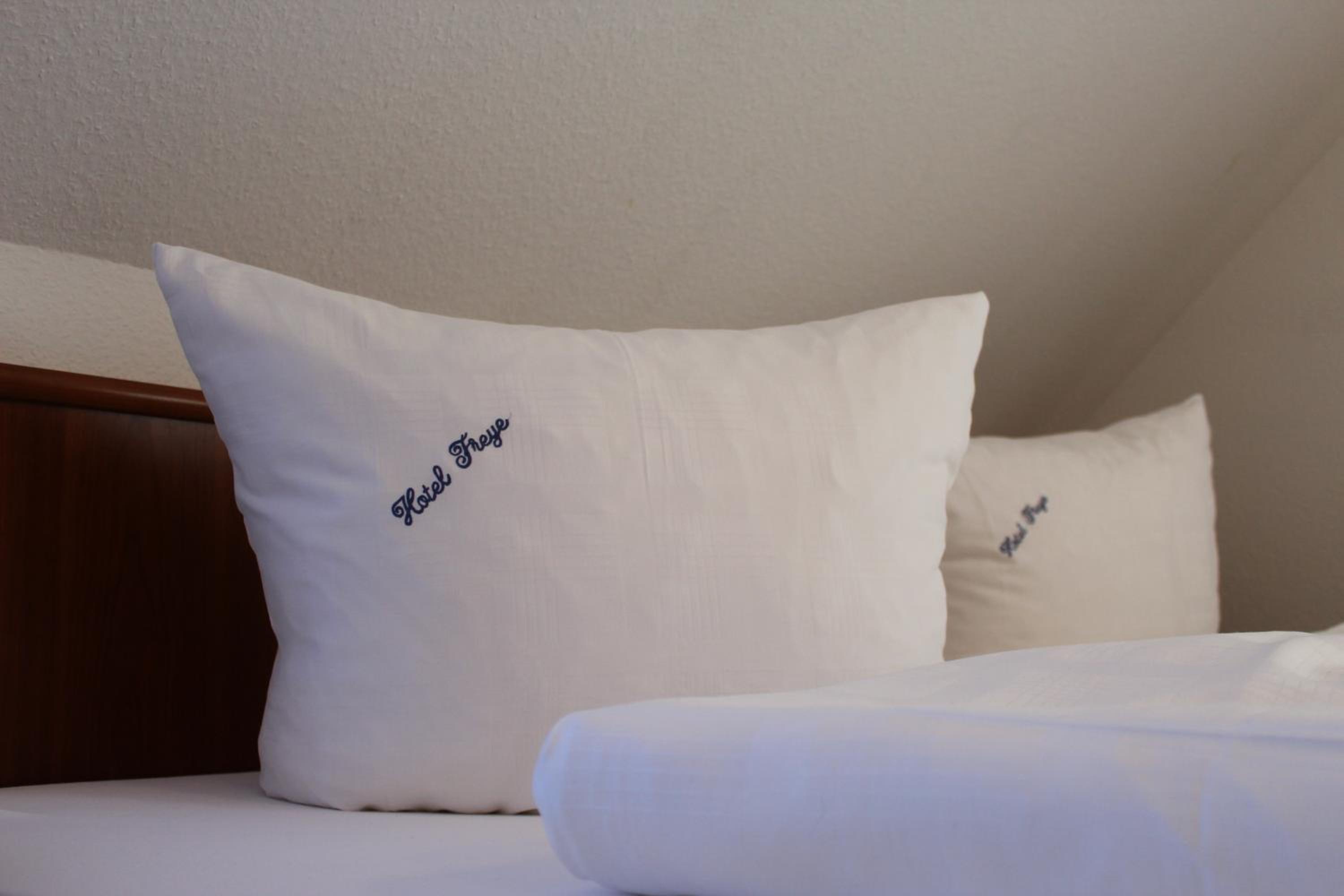 Double Room - Photo 8
