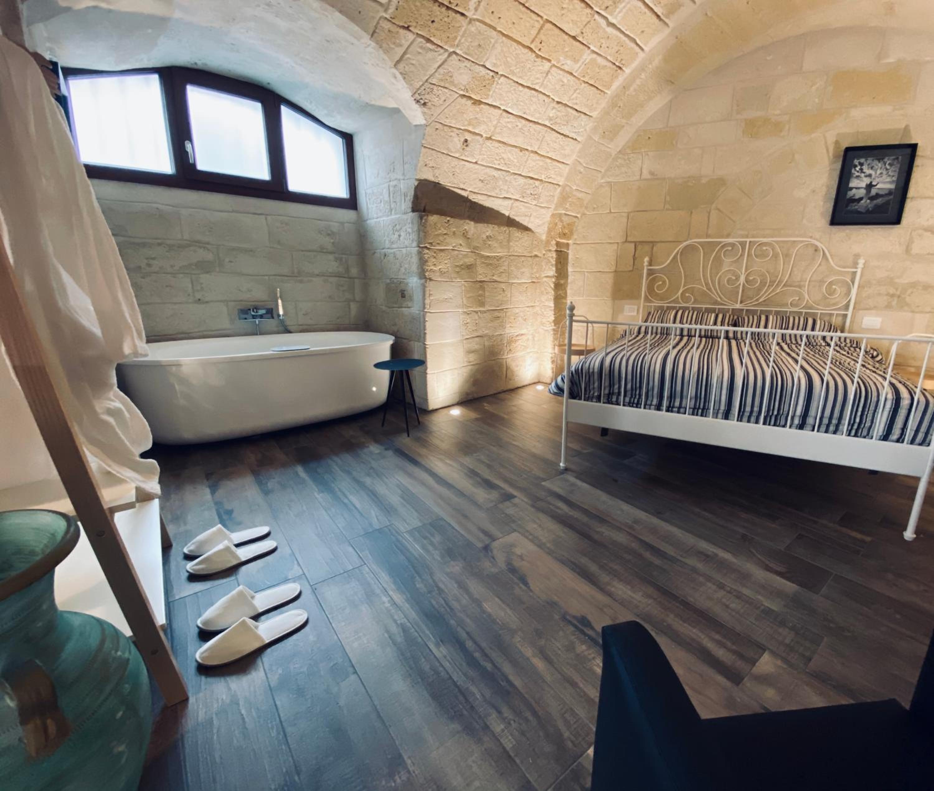 Double Room With Spa Bath photo 1