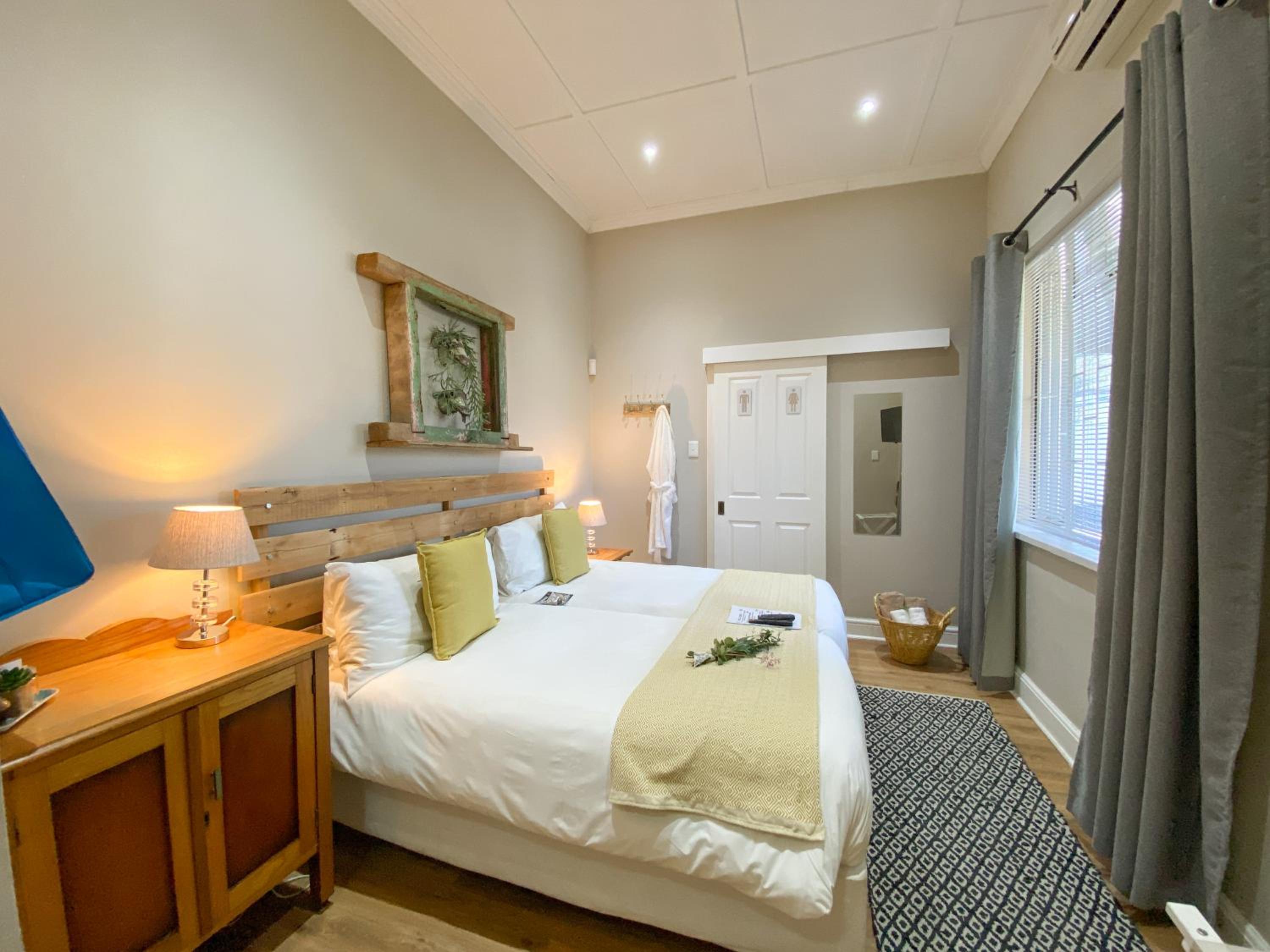 Deluxe Twin Room photo 3
