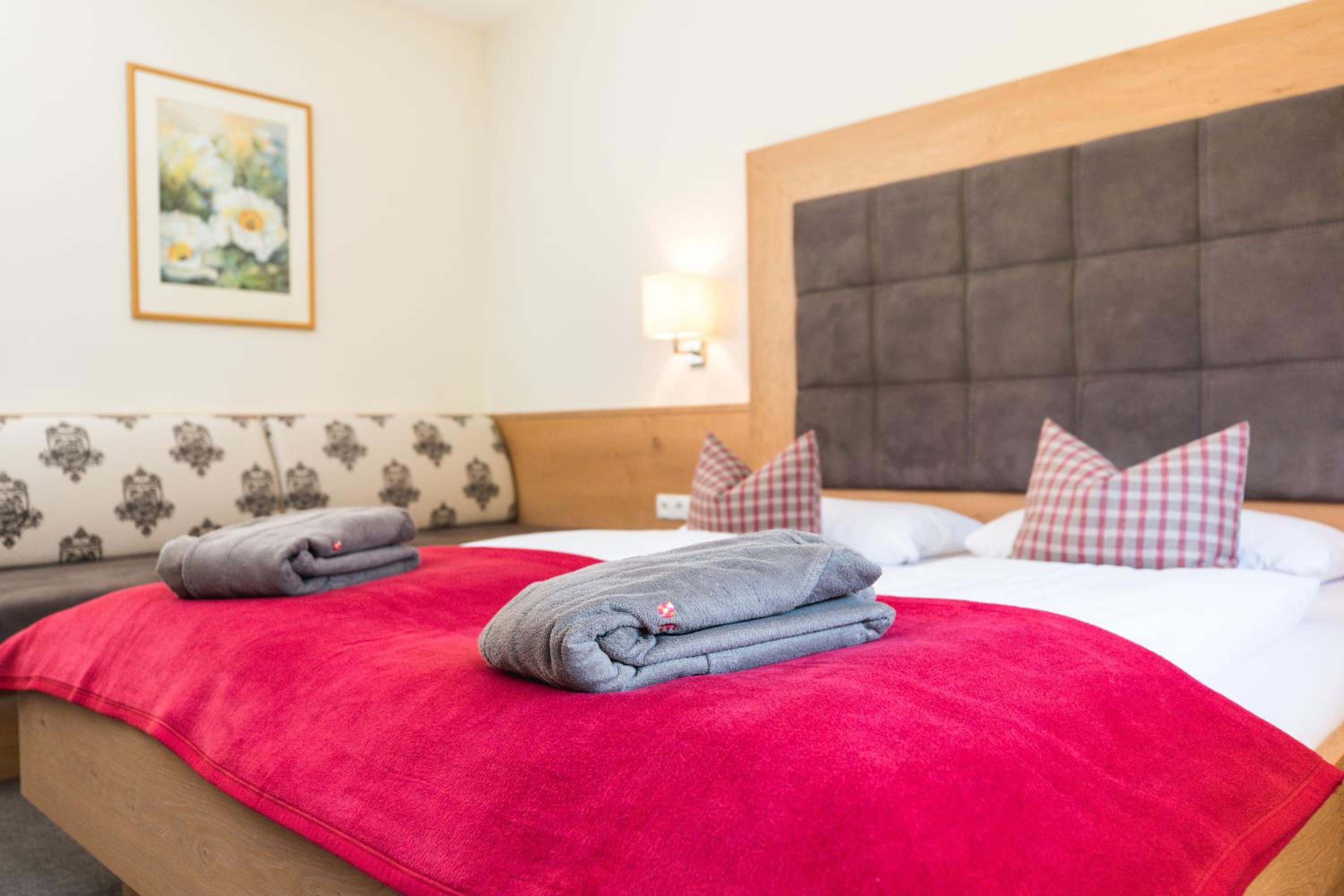 Comfort Double or Twin Room with garden view - Photo 2