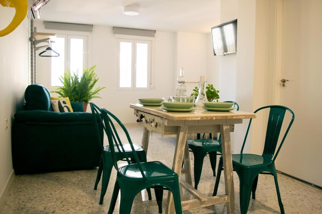 Deluxe Double Room with Balcony - Photo 47