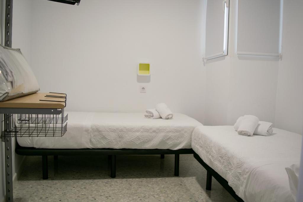 Deluxe Double Room with Balcony - Photo 30