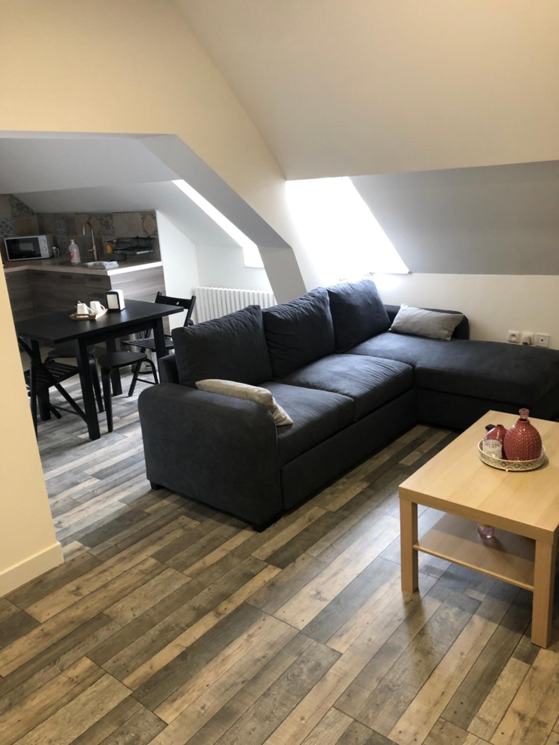 Apartment - Photo 2