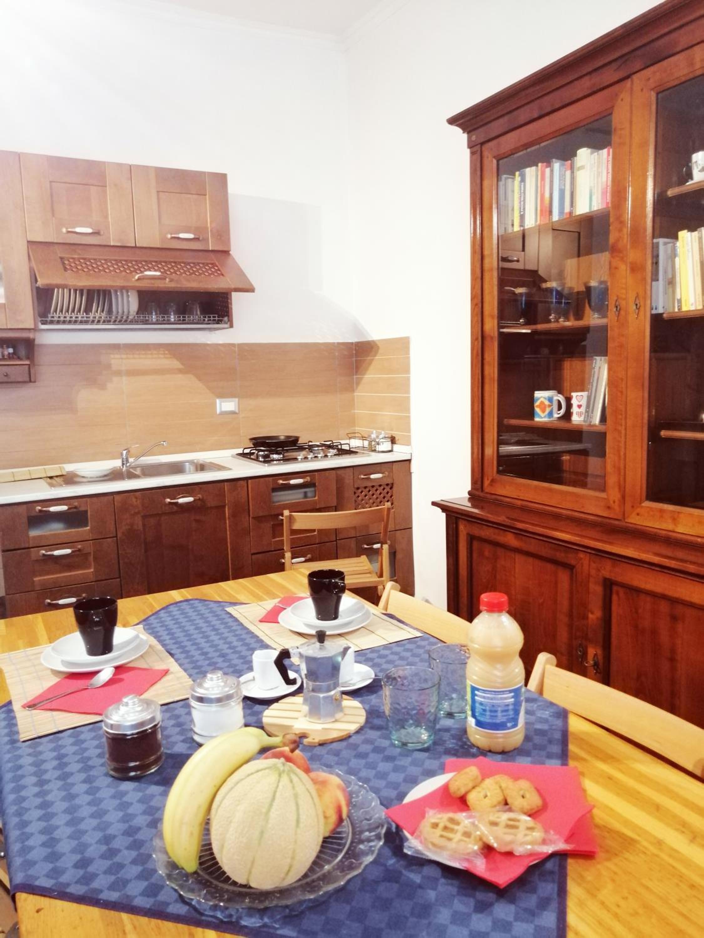 Studio Apartment photo 3