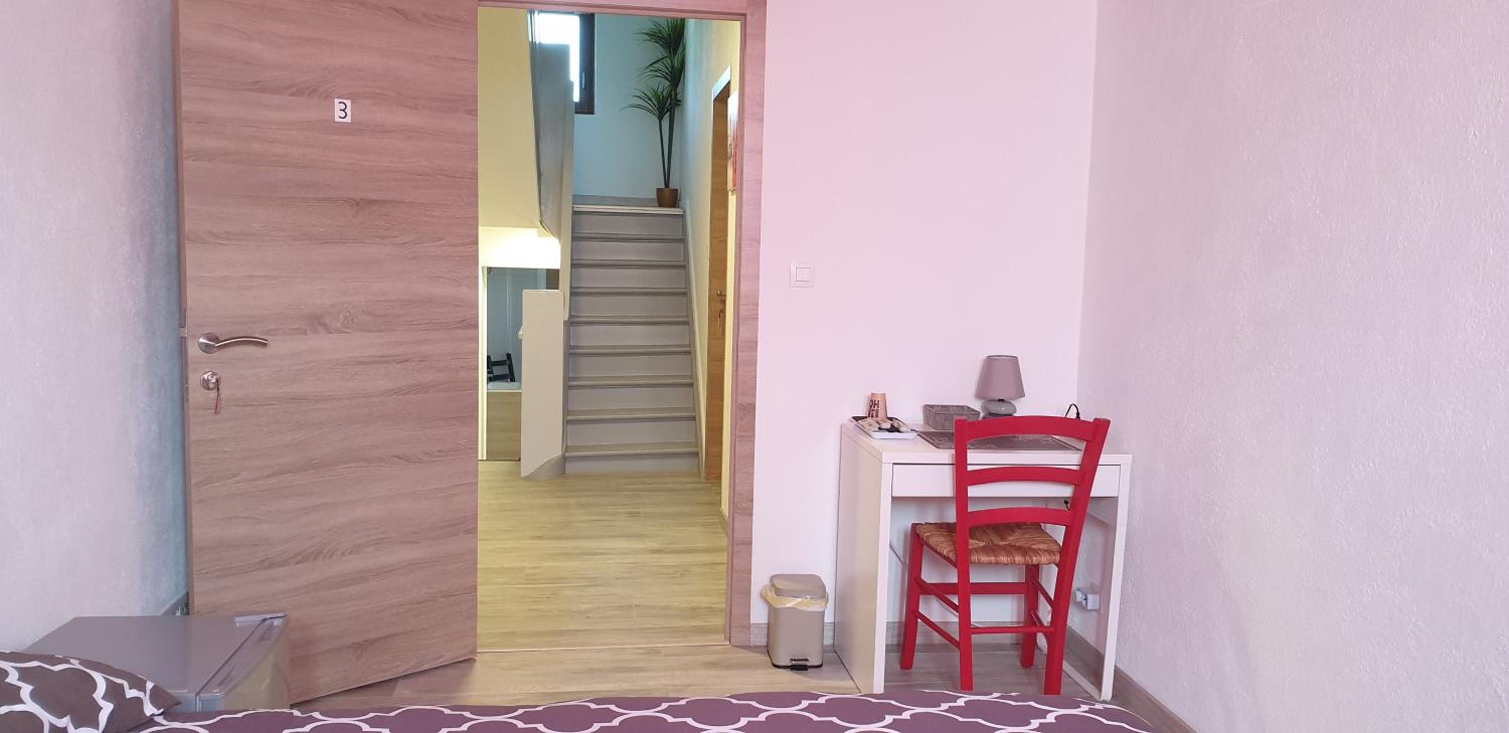 Double Room with Private External Bathroom photo 2