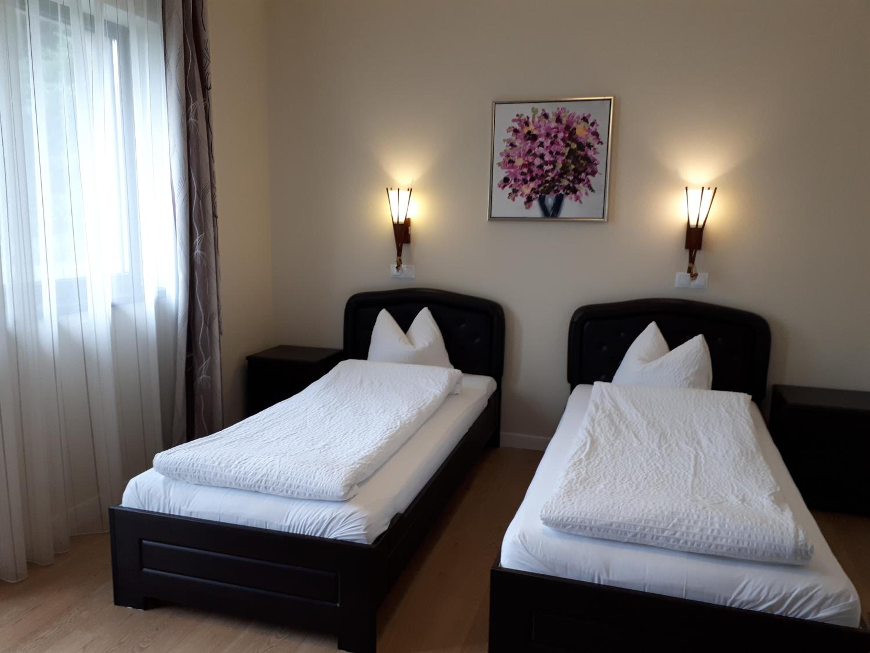 Superior Two-Bedroom Apartment with Balcony - Second Floor - Photo 6