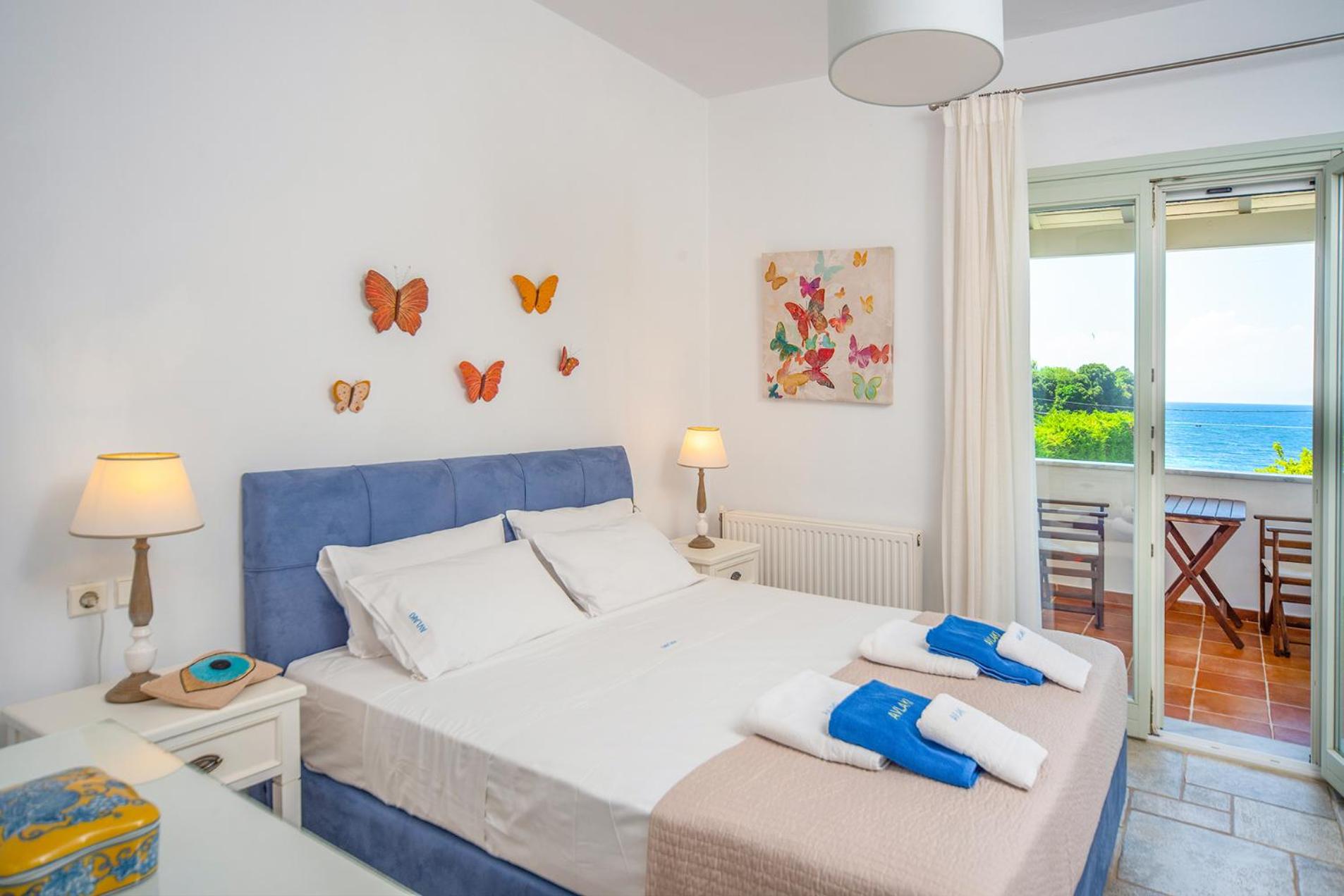 Villa - Beach Front photo 1