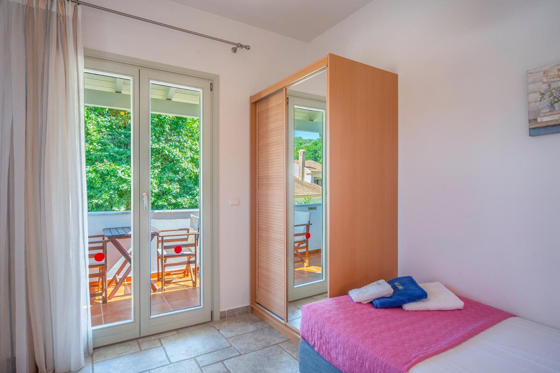 Villa - Beach Front photo 3