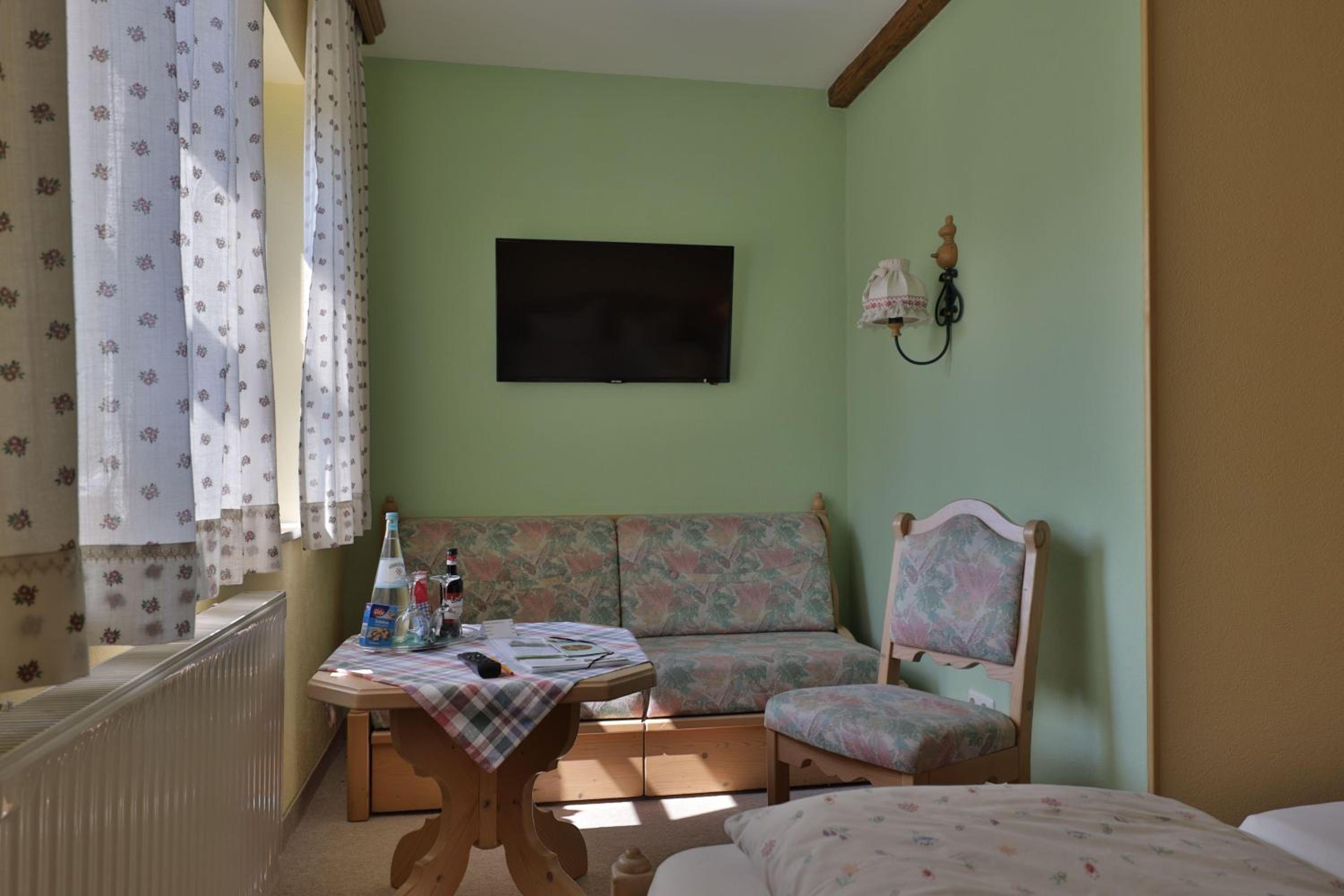 Cottage-Style Double Room photo 1