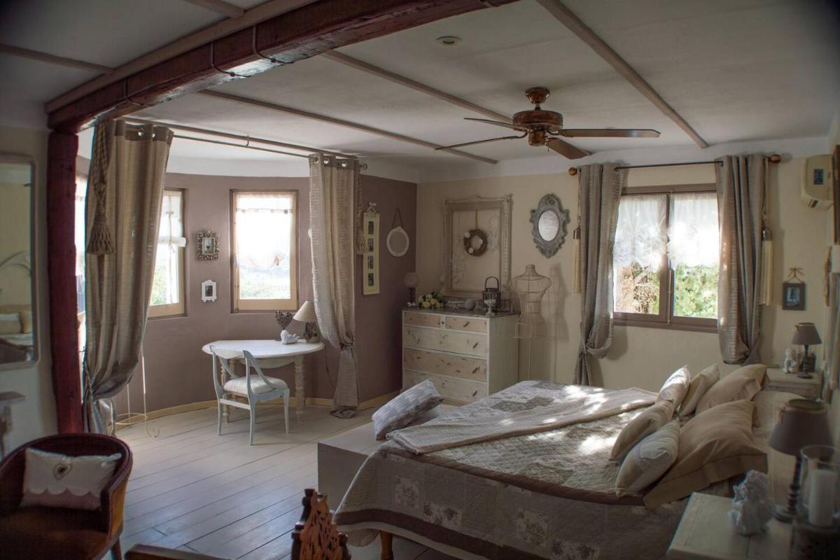 Double or Twin Room with Private Bathroom photo 3