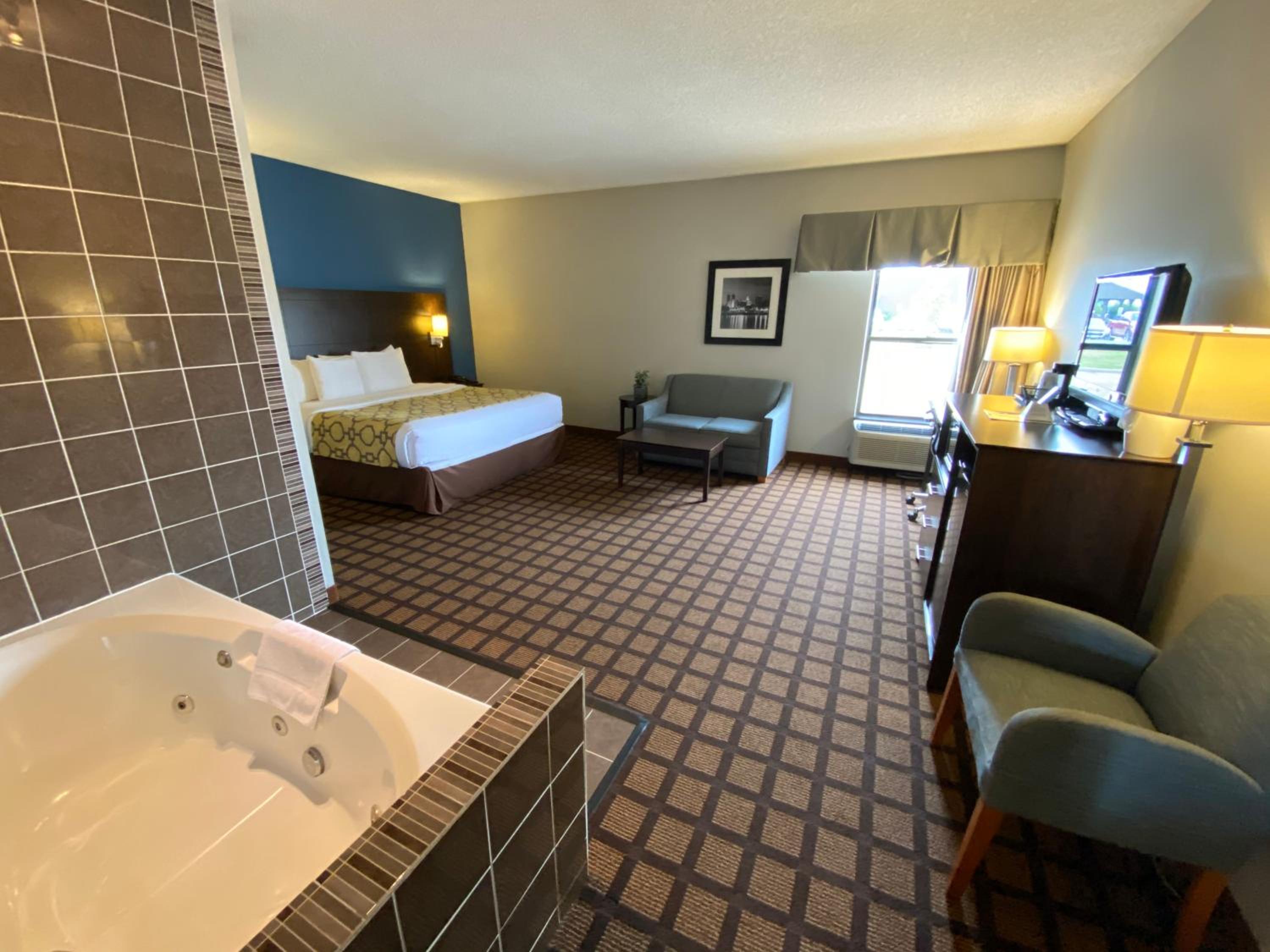 King Studio Suite with Jetted Tub - Non-Smoking - Photo 2