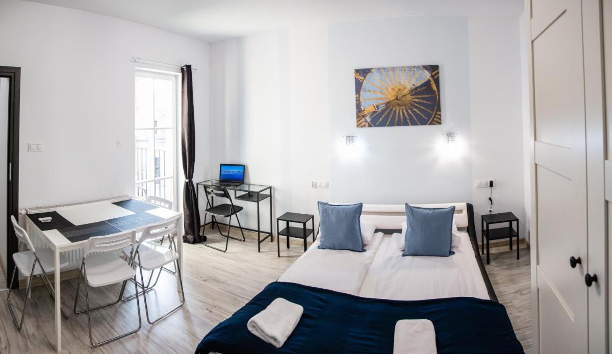 One-Bedroom Apartment - Photo 9