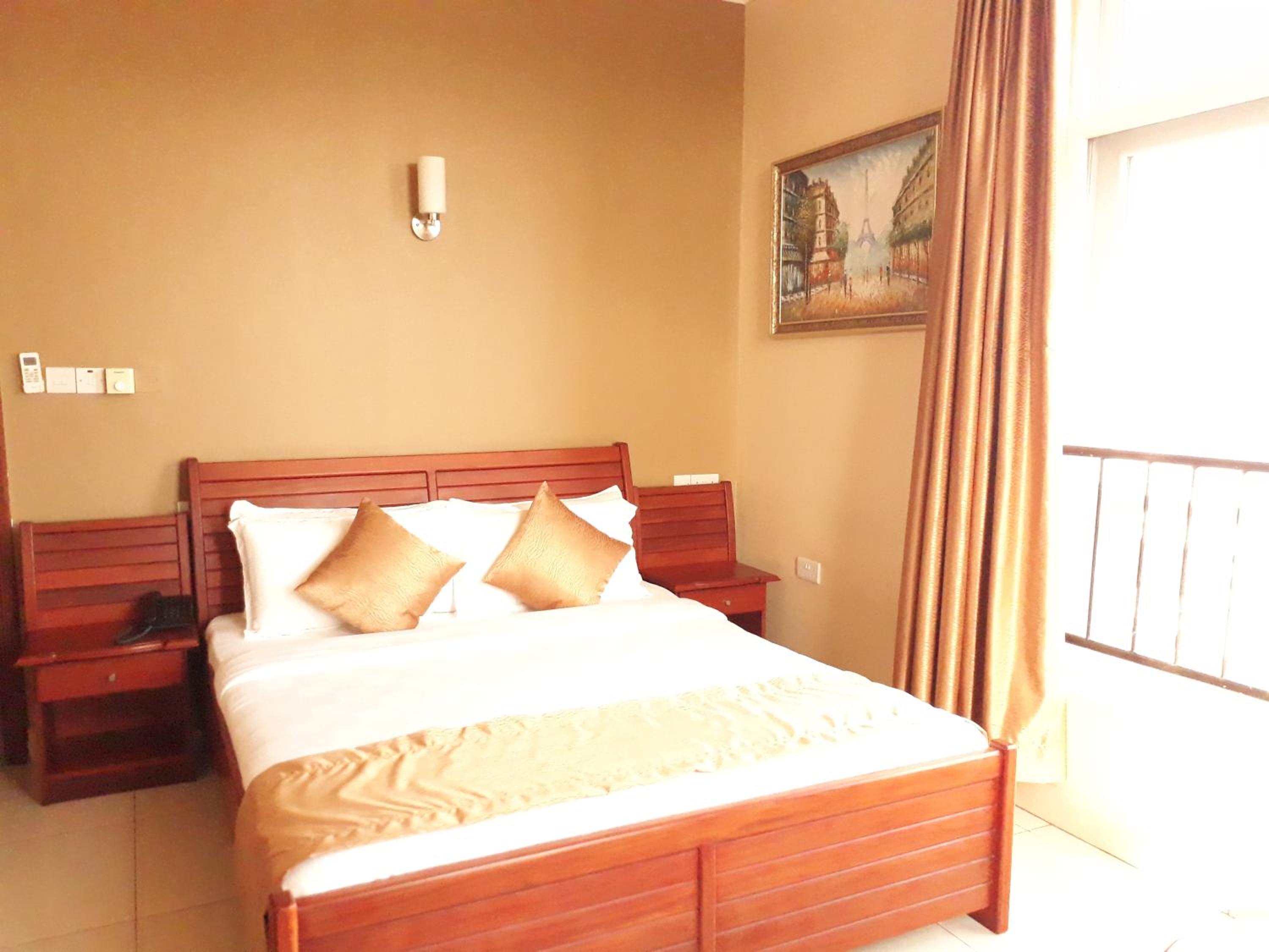 standard single room