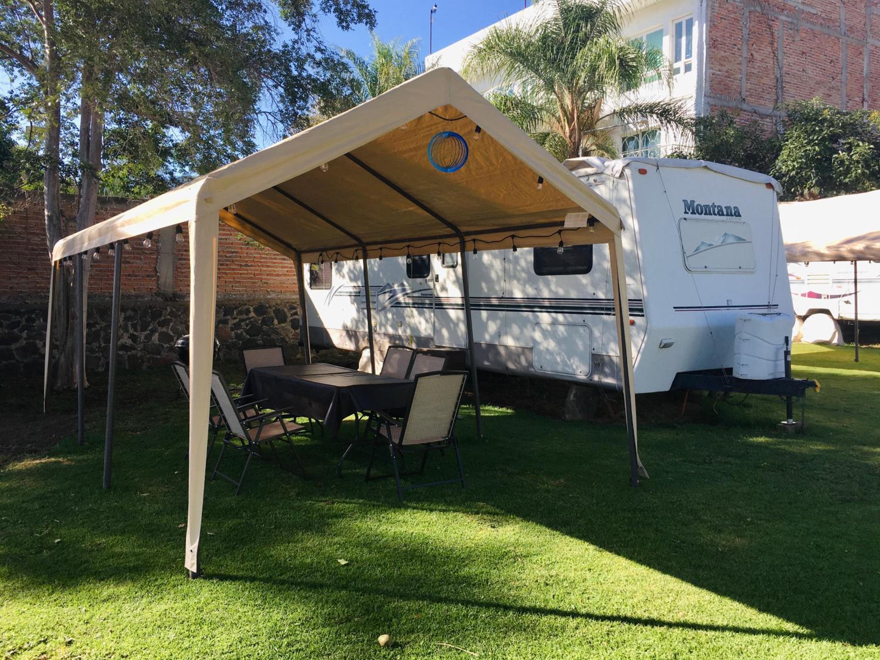 Mobile Home photo 3
